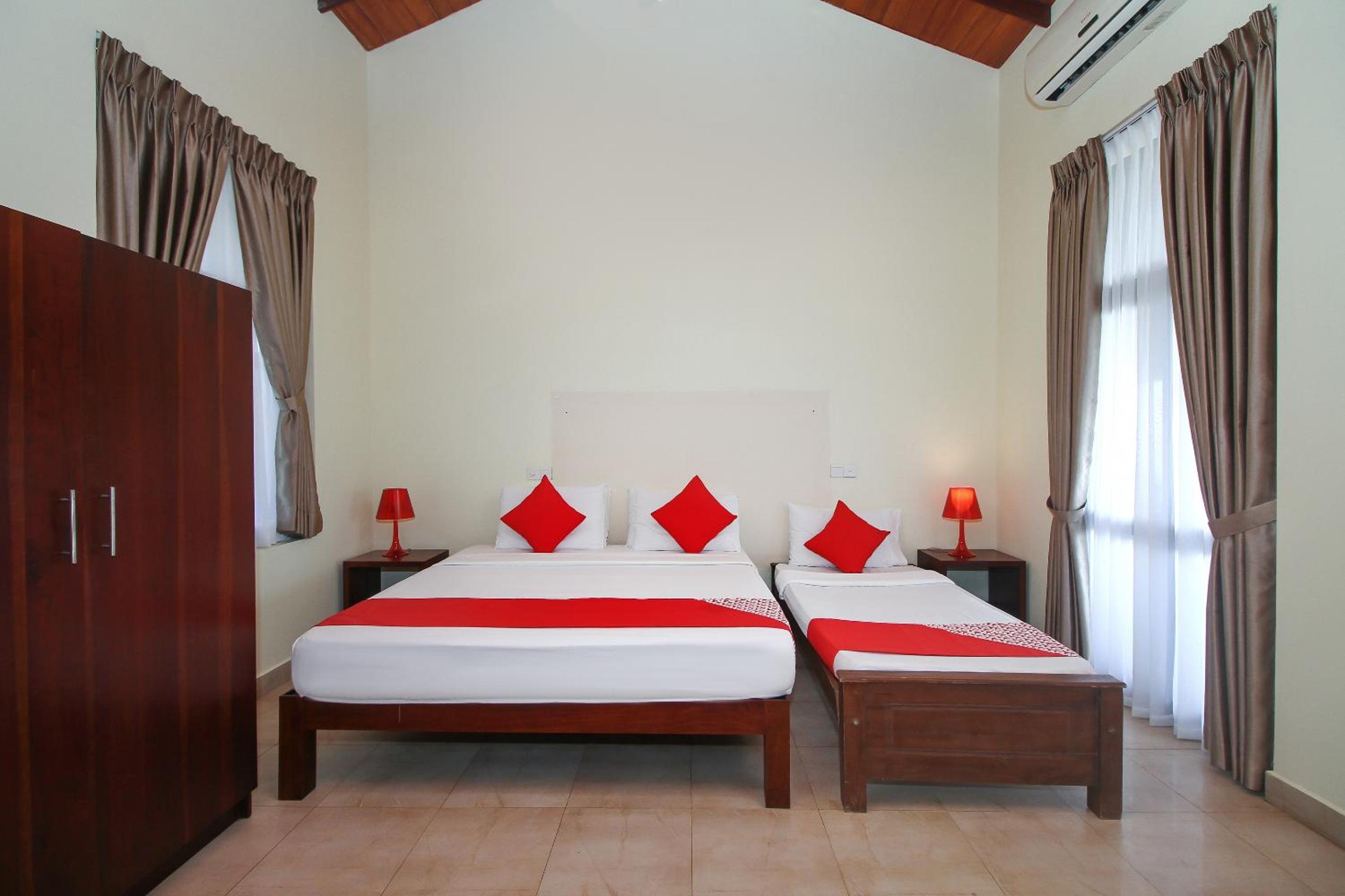 King Room with Sea View photo 2