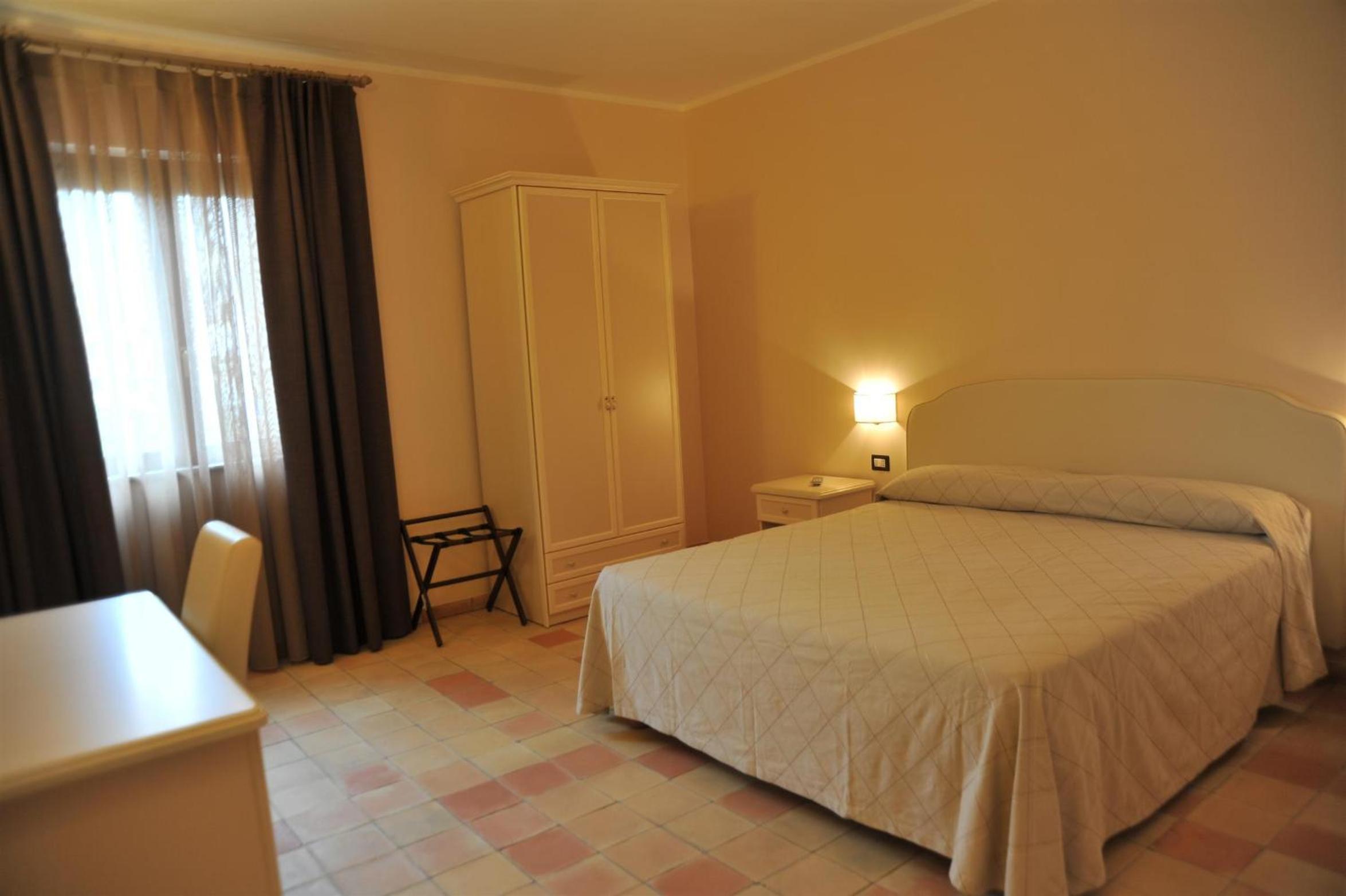 Classic Double Room photo 1