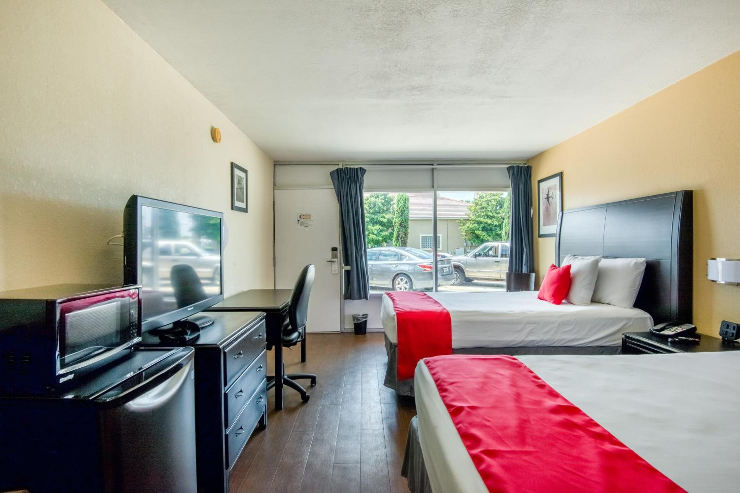 Double Room with Two Double Beds