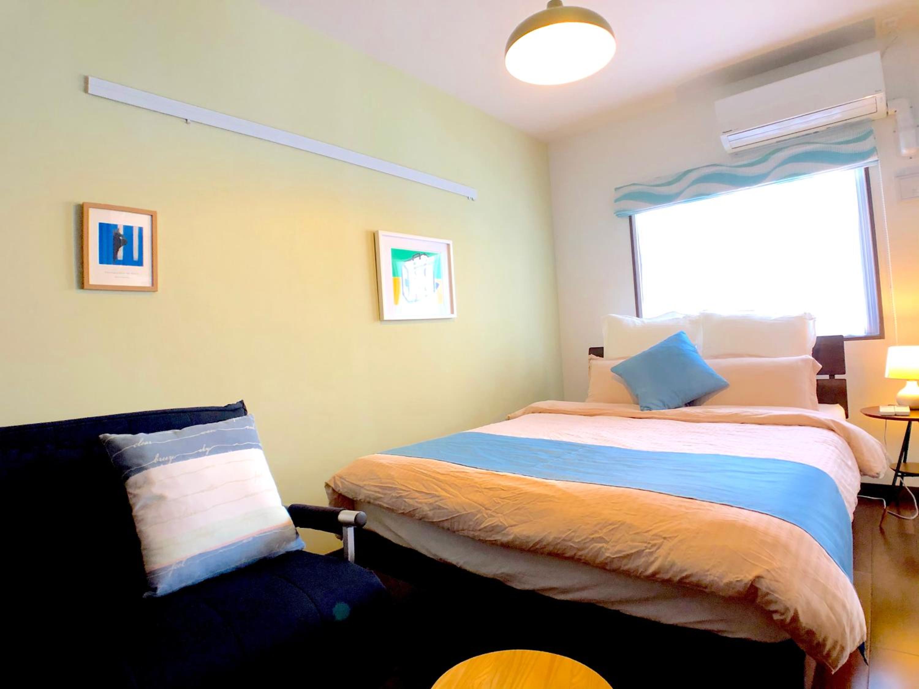 One-Bedroom Apartment - Photo 8