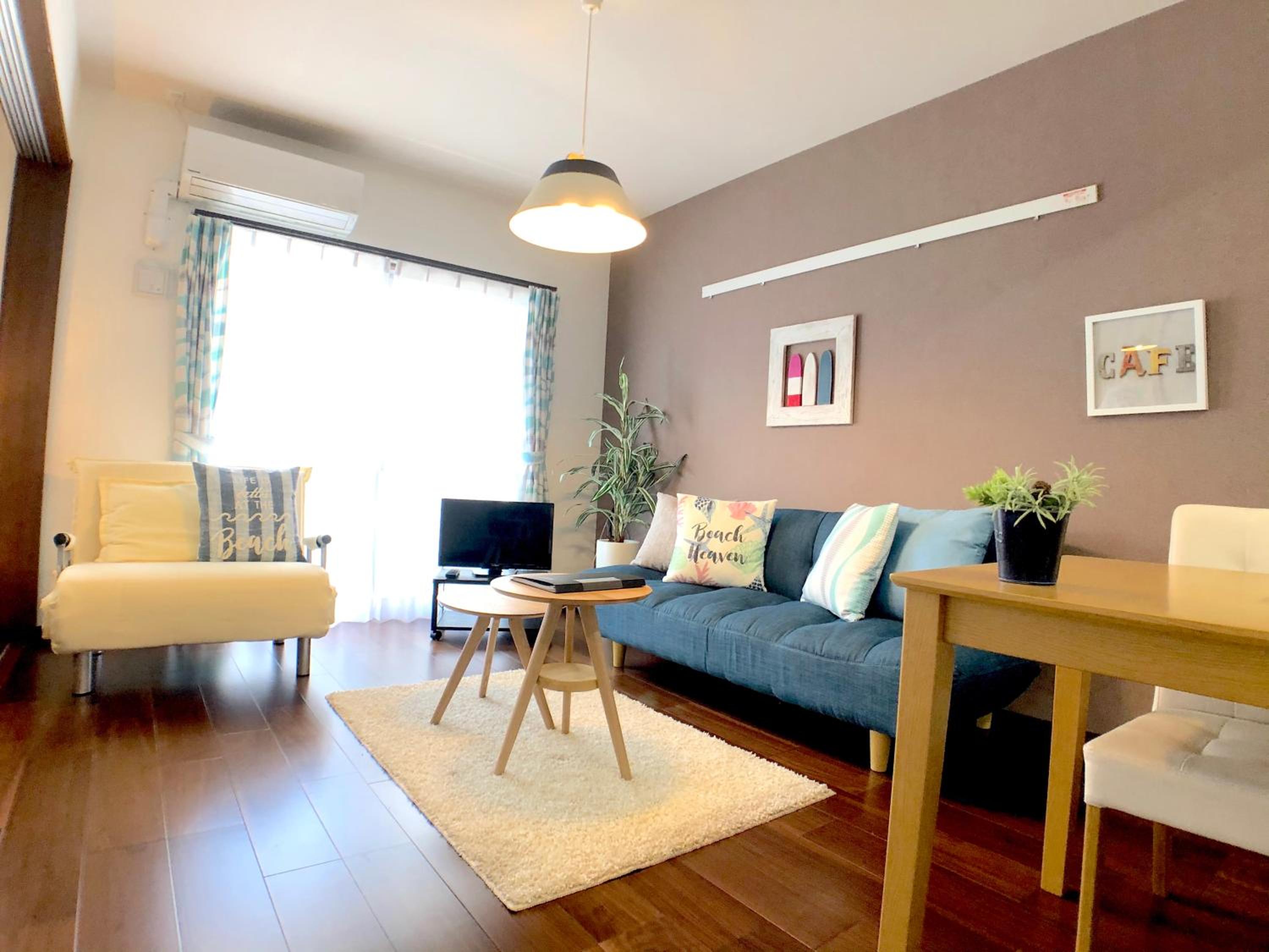 One-Bedroom Apartment - Photo 3