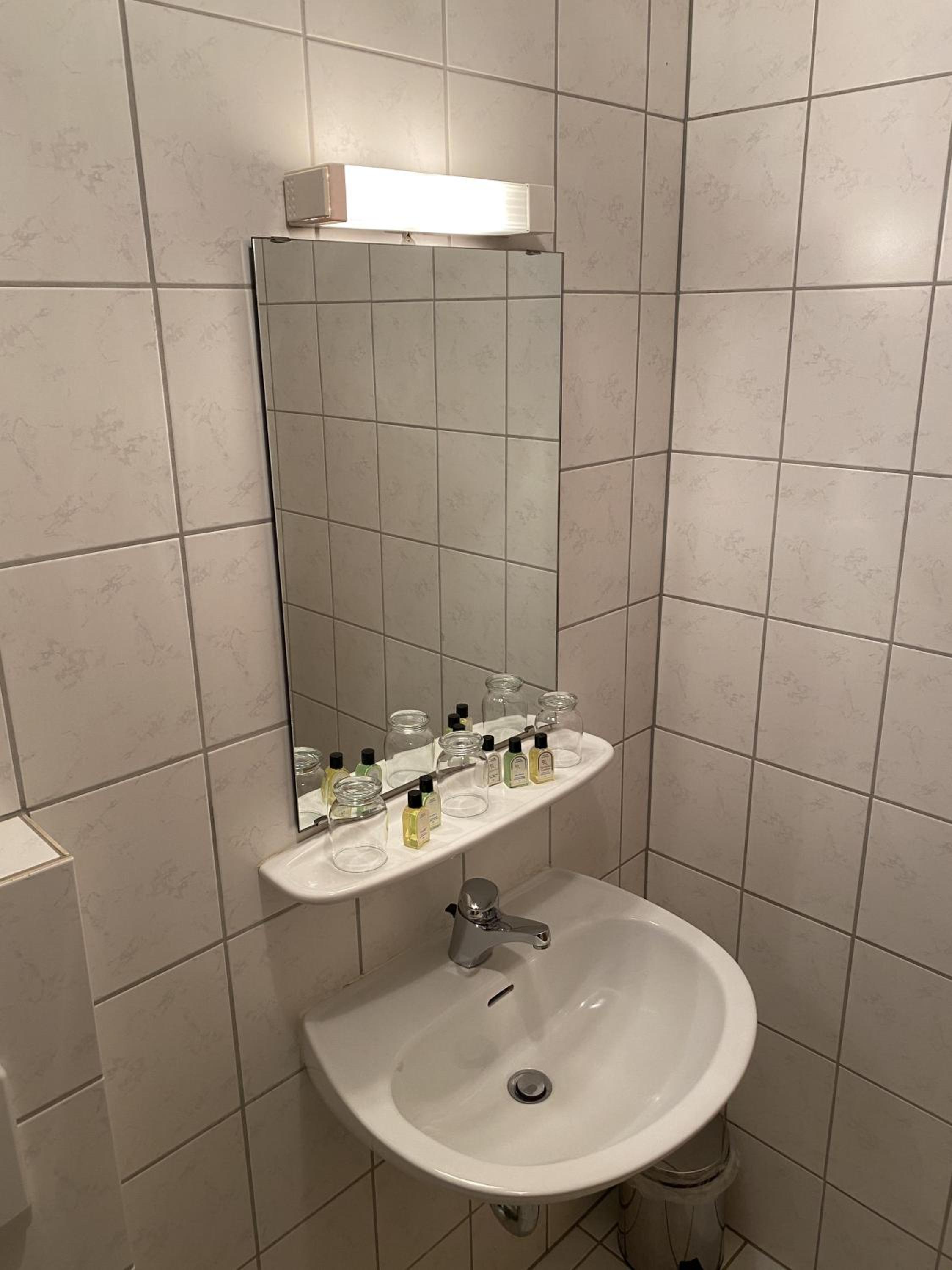 Double Room with Private Bathroom, photo 7