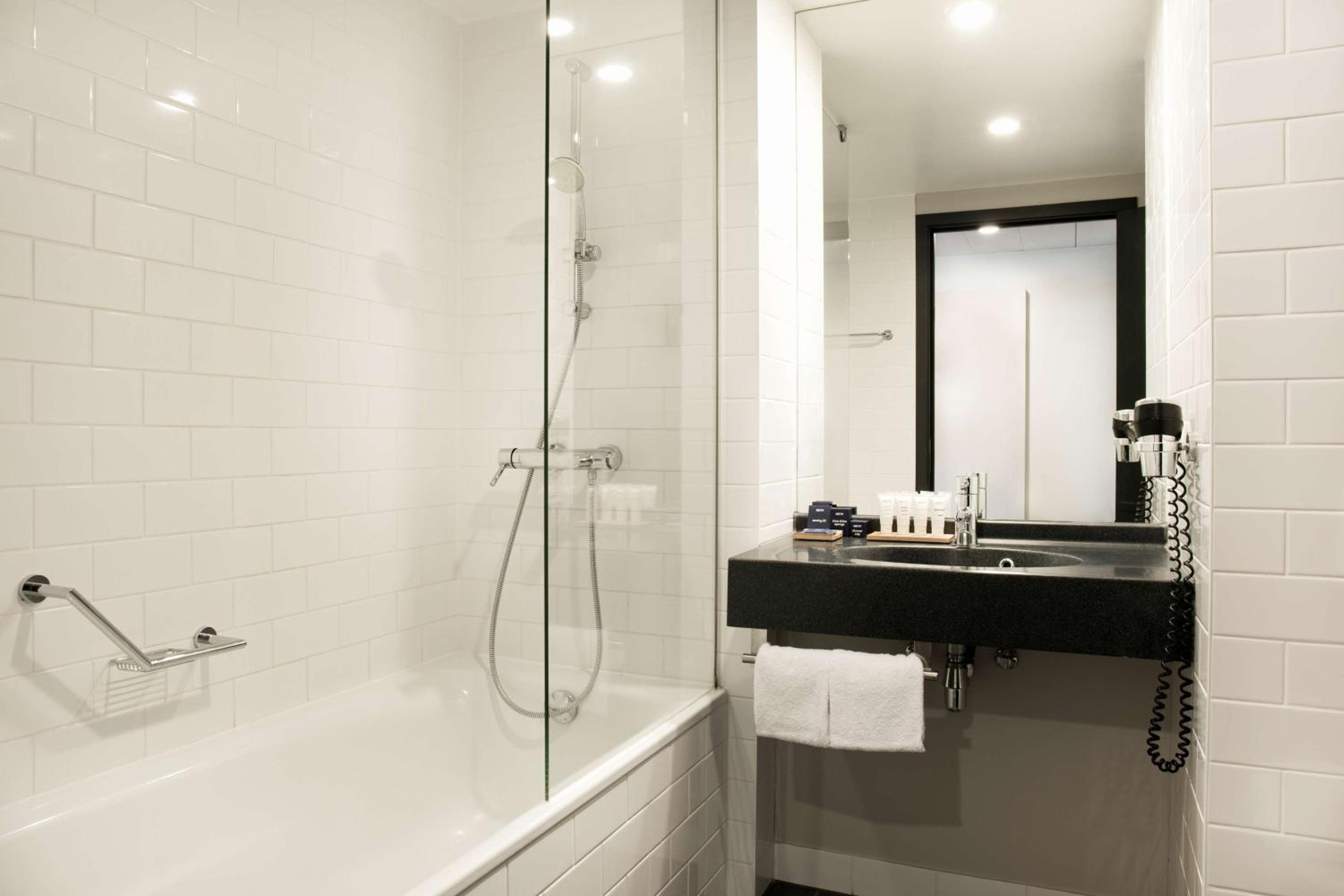 Superior Room - Photo 2
