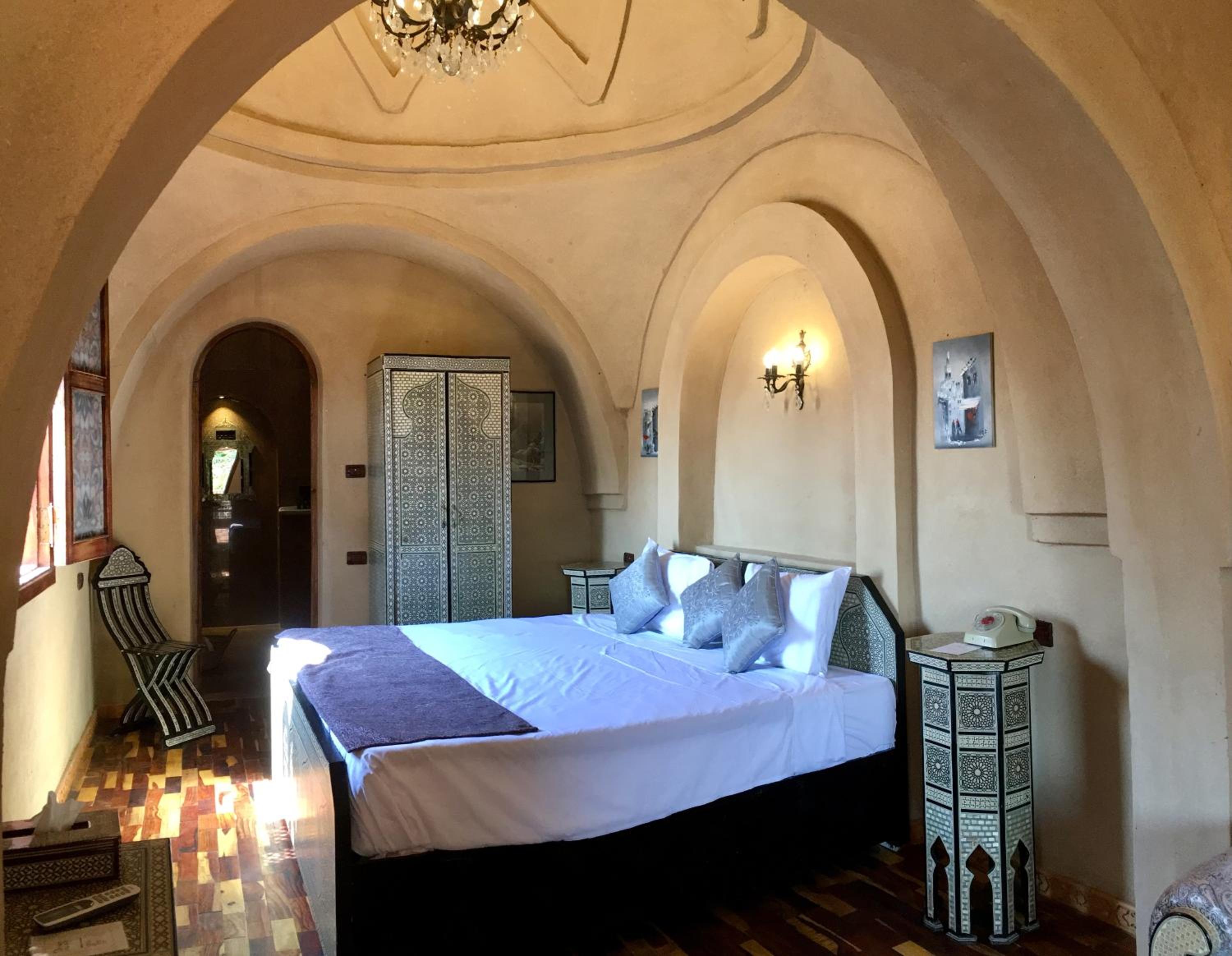 King Room with Balcony - Opal photo 3