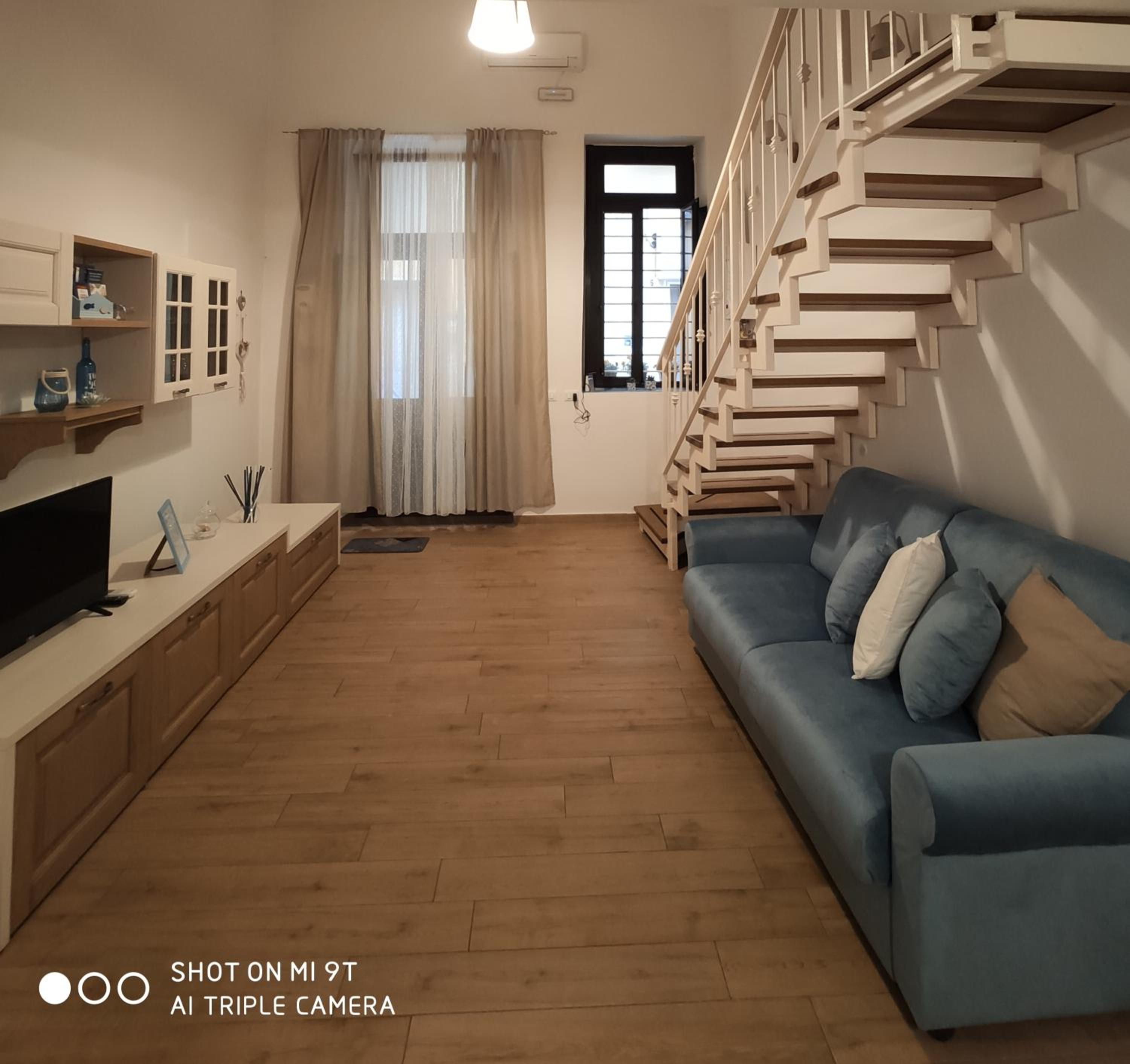 One-Bedroom Apartment - Photo 41