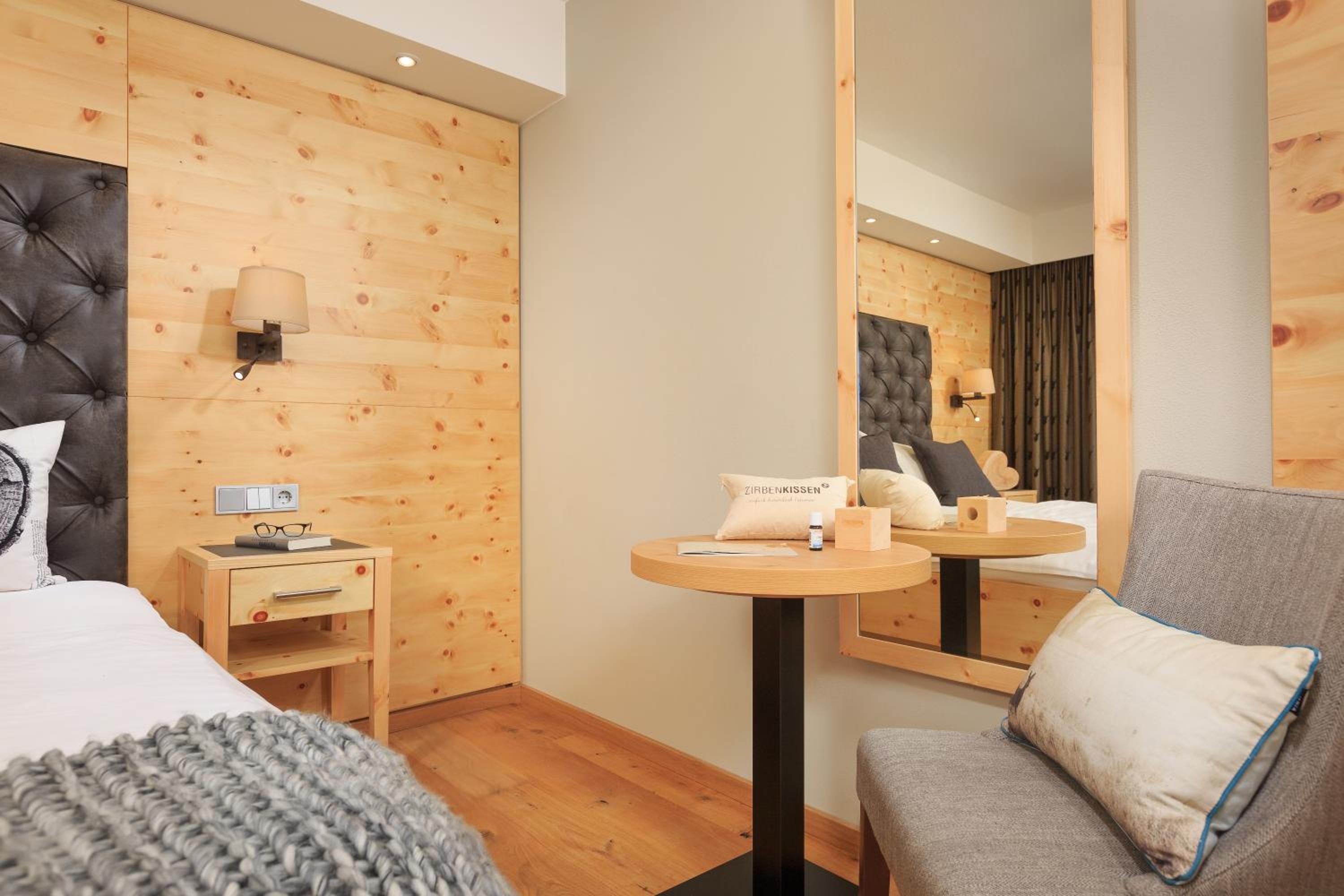 Deluxe Double Room photo 3