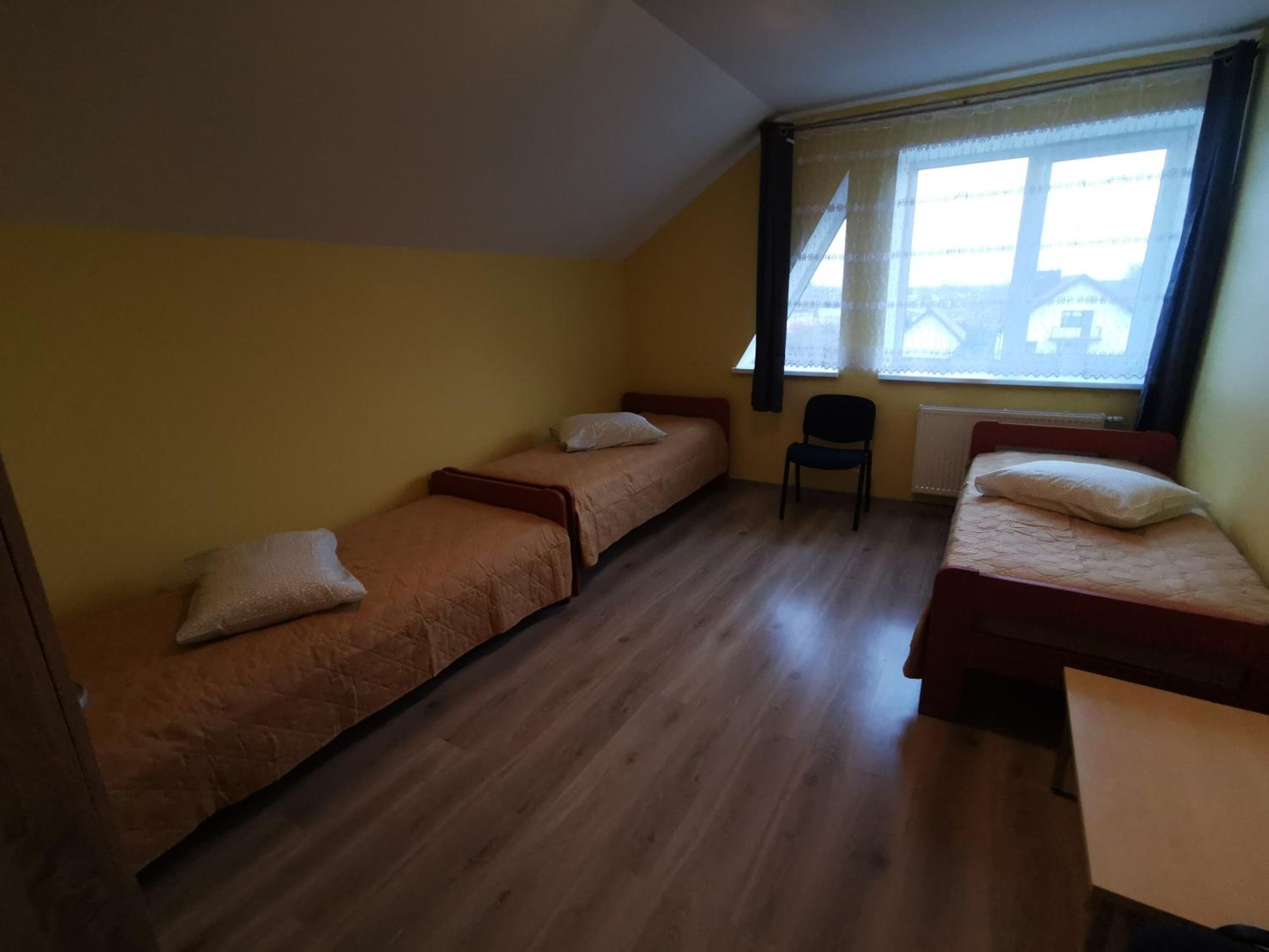 Triple Room with Bathroom - Photo 7