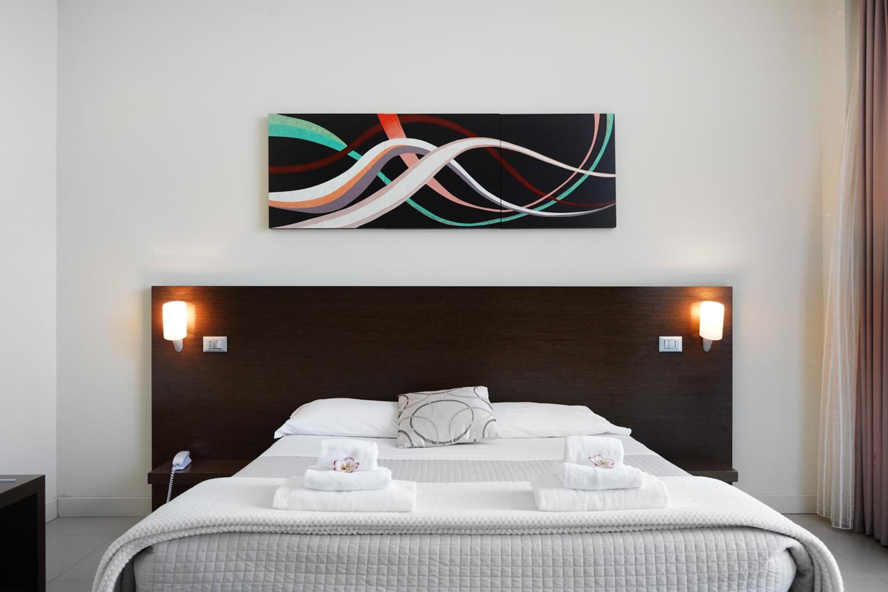 Junior Suite with Terrace and Sea View - Photo 9