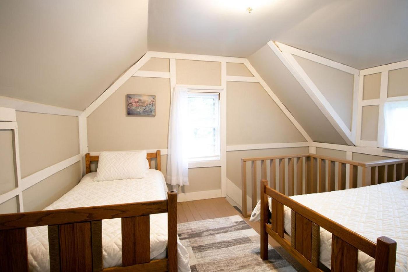 Two-Bedroom House - Photo 21