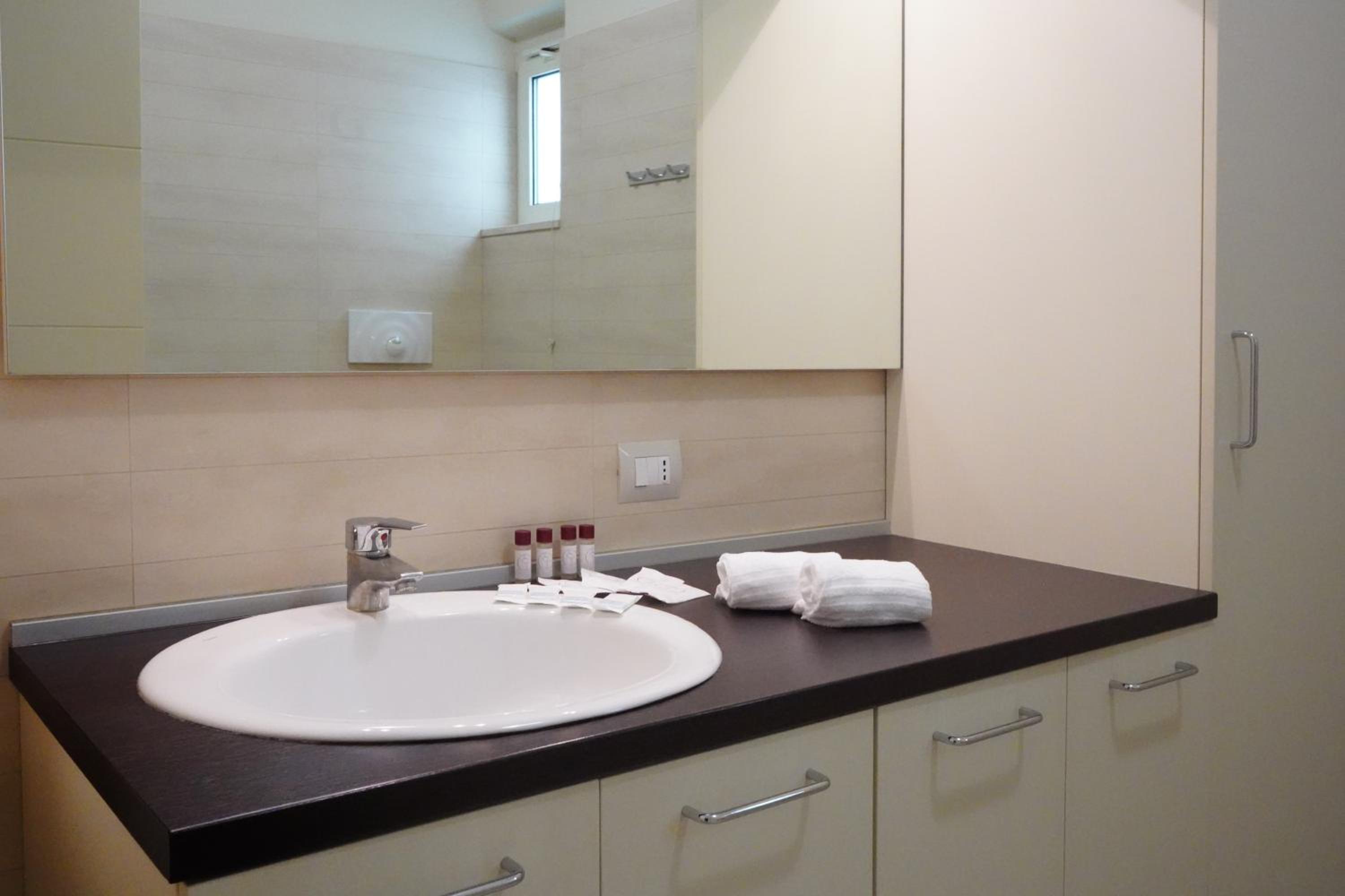 Apartment - Photo 17