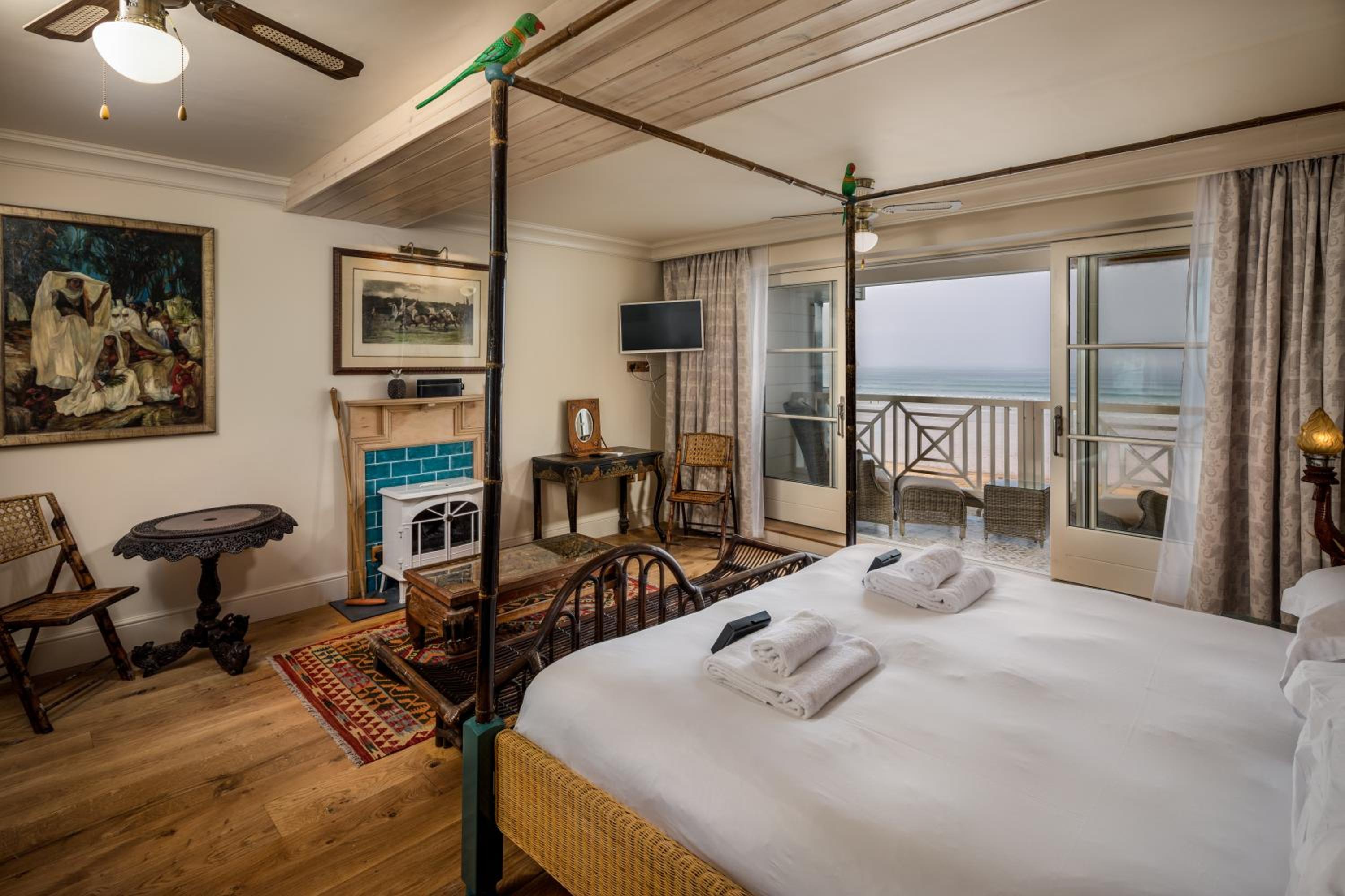 King Room with Balcony - Pet Friendly photo 1