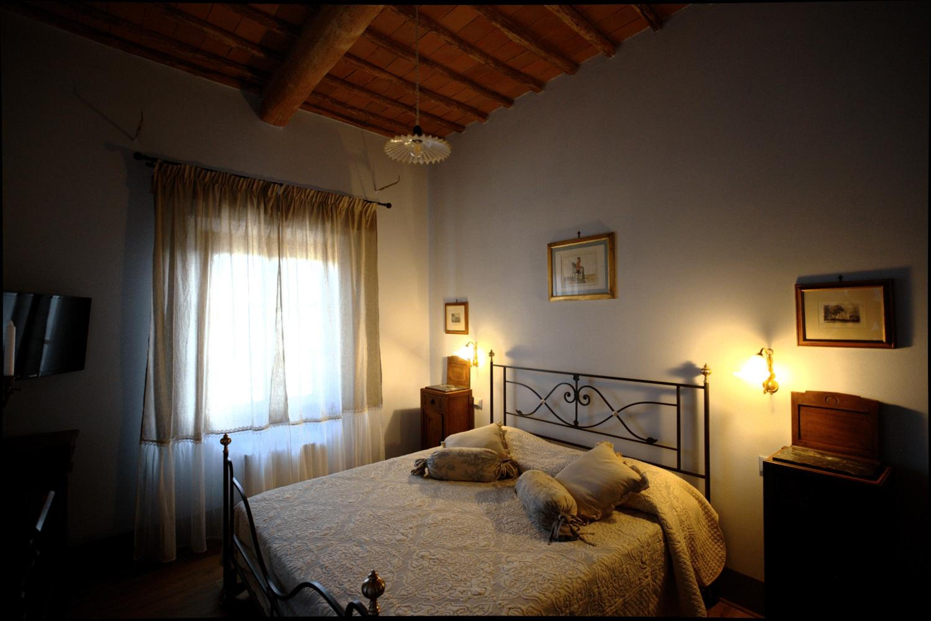 Deluxe Double Room with Extra Bed photo 1