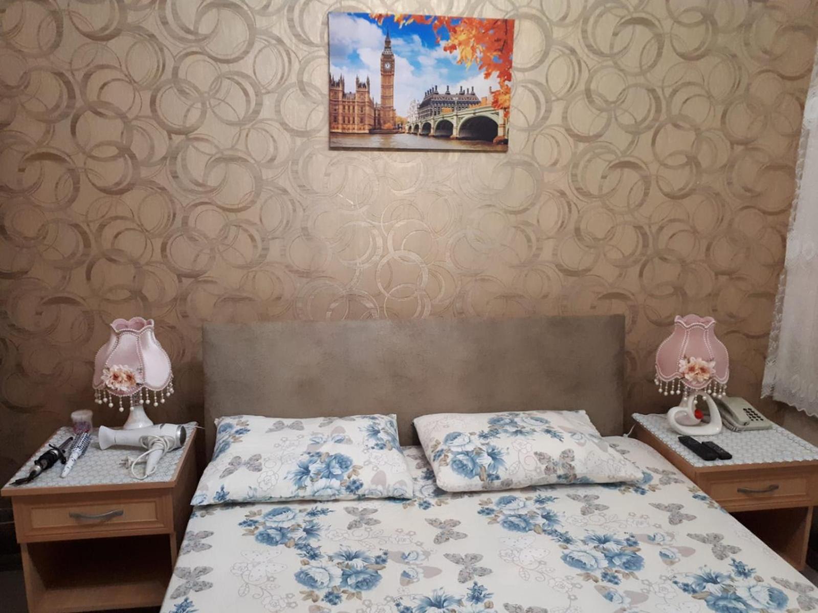 Deluxe Double Room with Shower - Photo 13