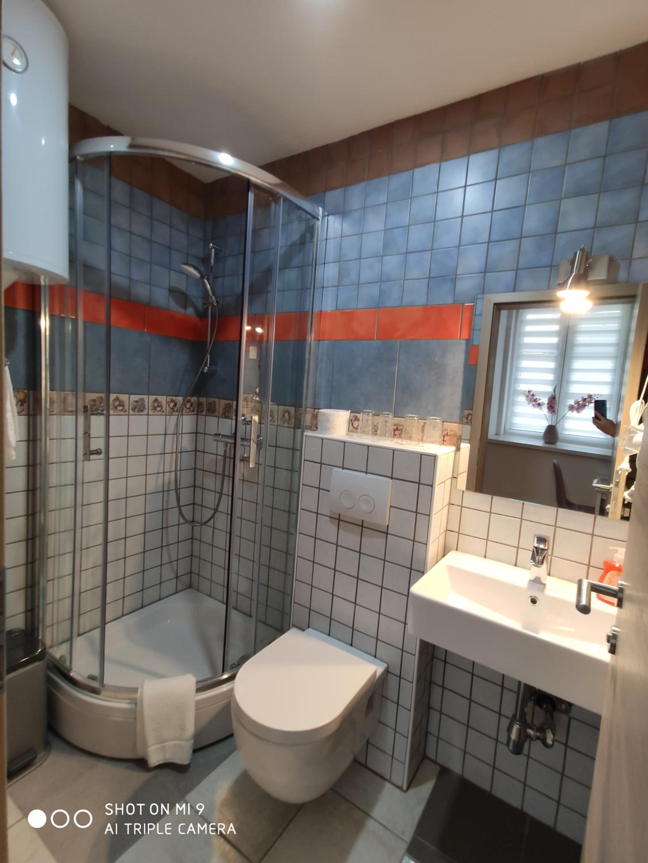 Superior King Room - Photo 4