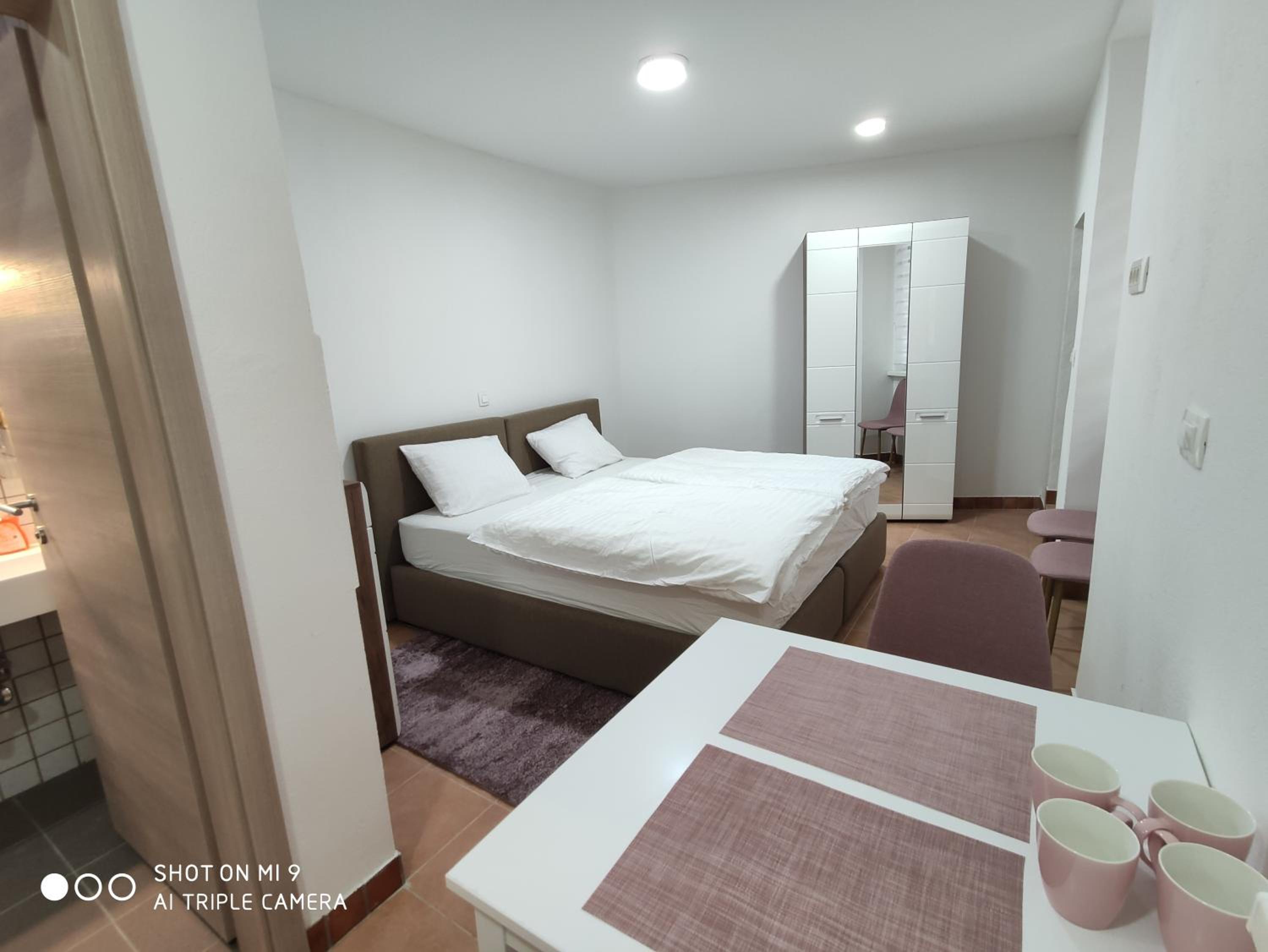 Superior King Room - Photo 8