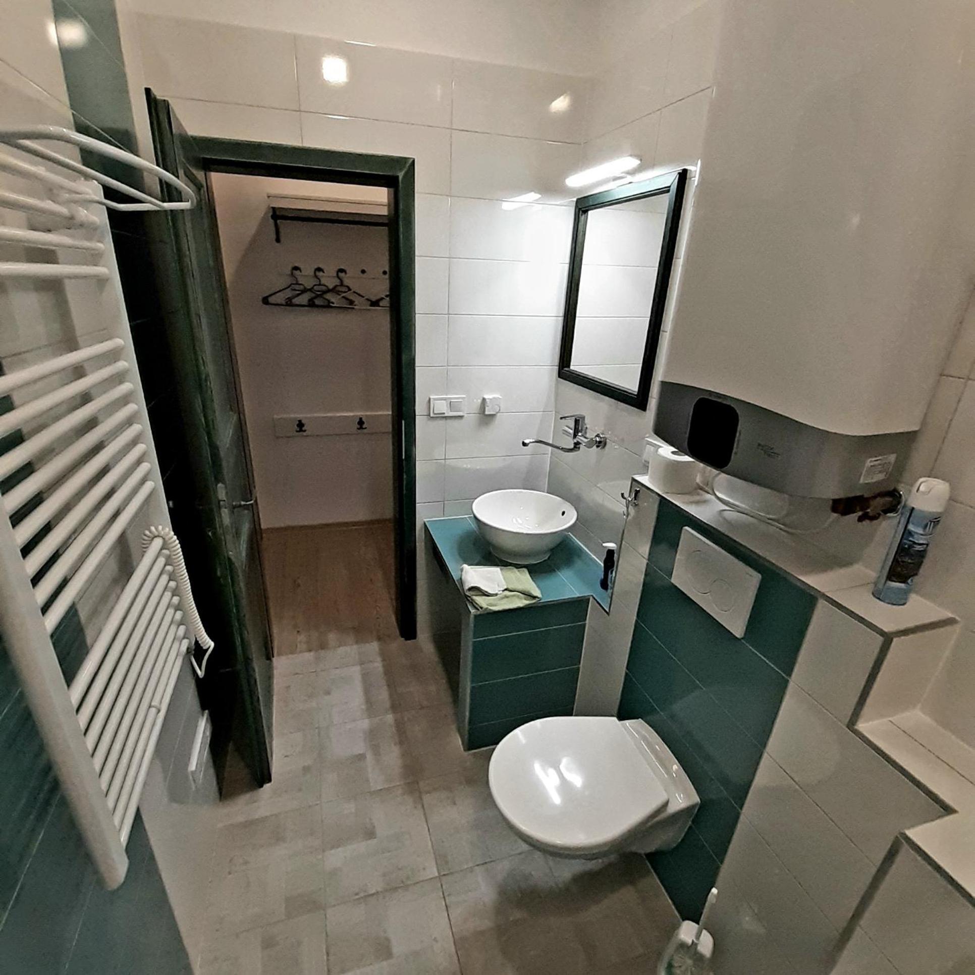 Apartment with Forest View and Terrace - Photo 19