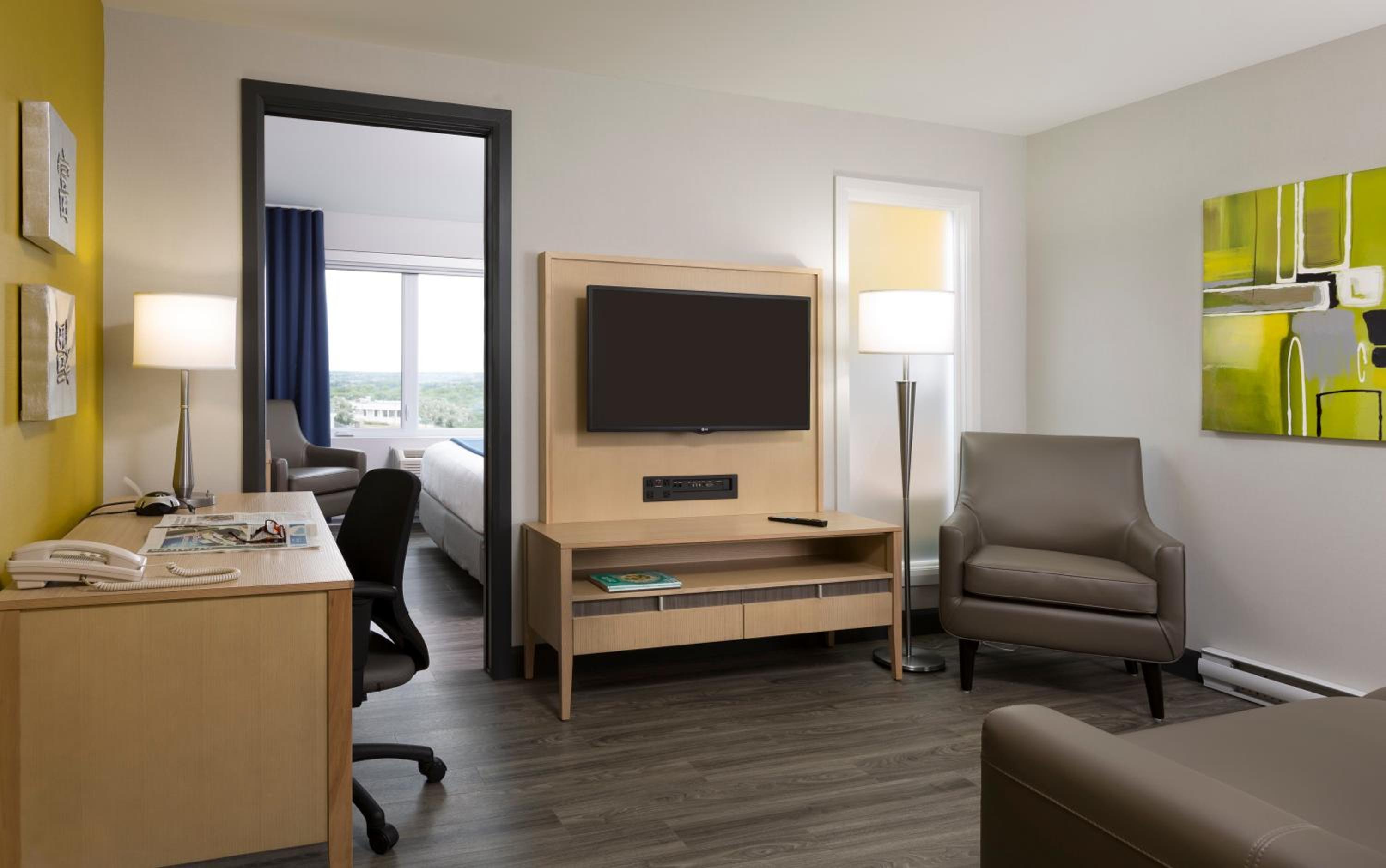 One-Bedroom Suite with Sofa Bed - Photo 1
