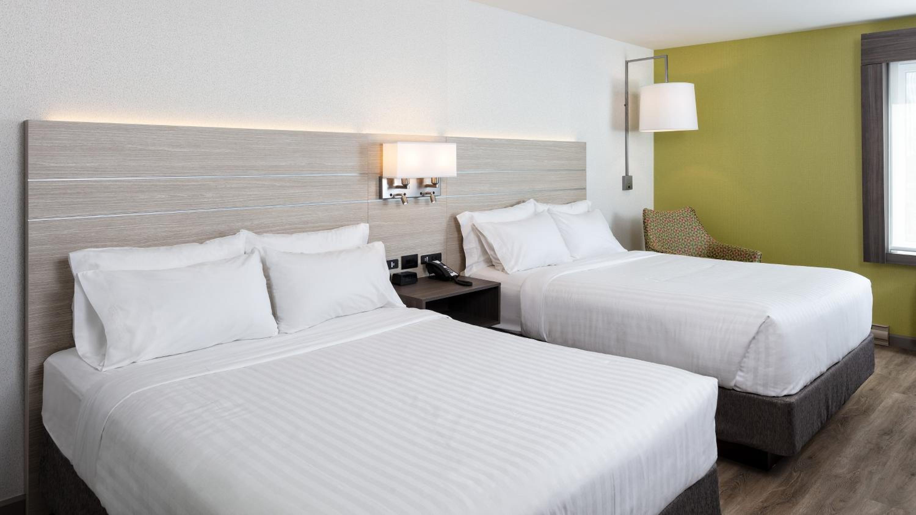 Standard Room with Two Queen Beds - Photo 1