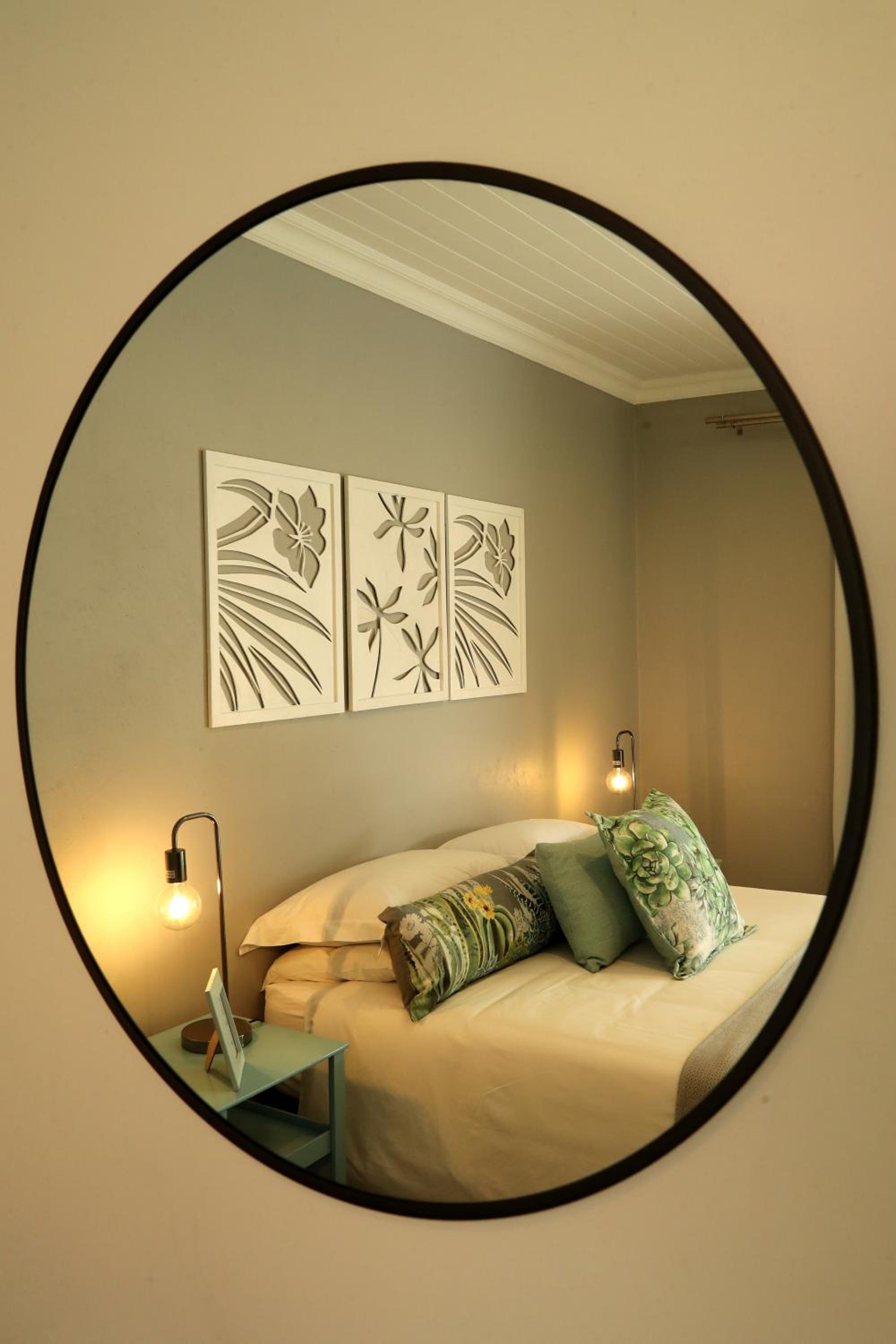 Pet-Friendly with Kitchenette - Photo 1