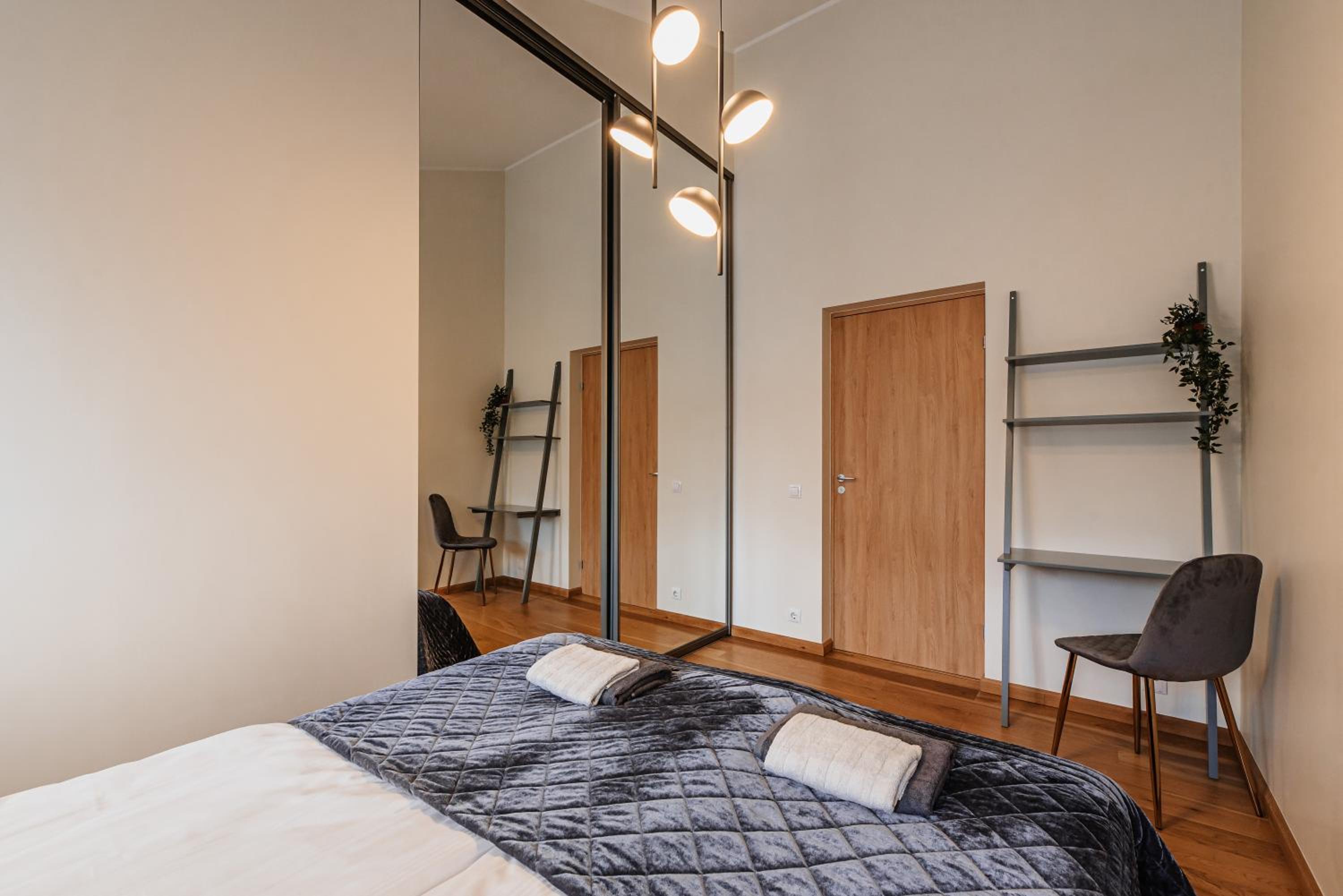Apartment - Photo 12