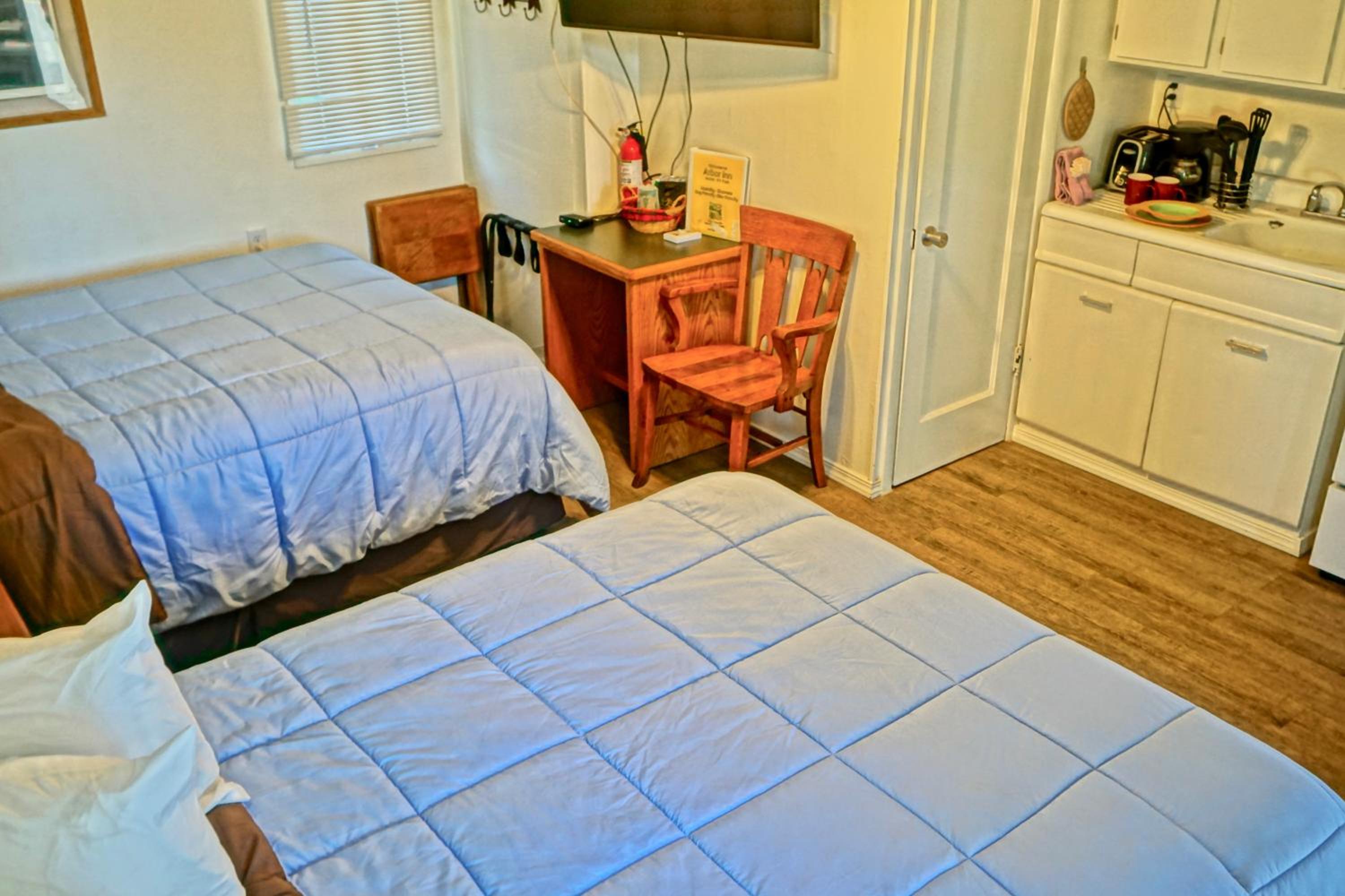 Two Queen Room with Kitchen  photo 1