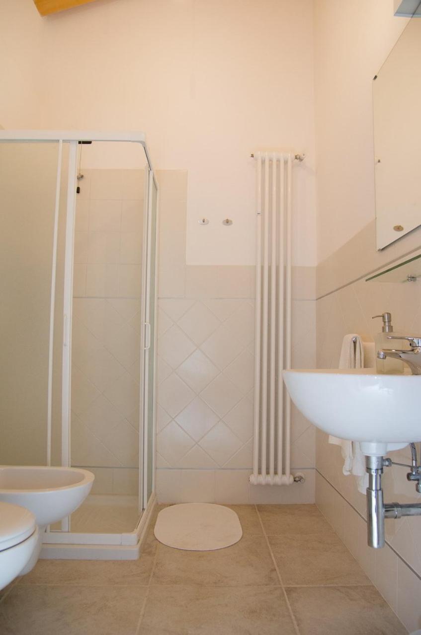 Double Room - Photo 3