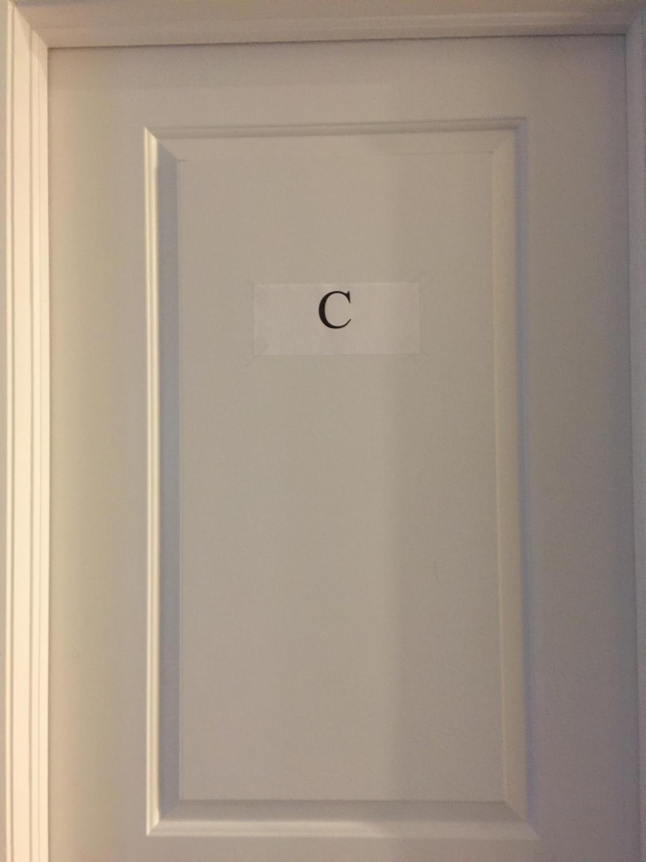 Double Room with Shared Bathroom photo 3