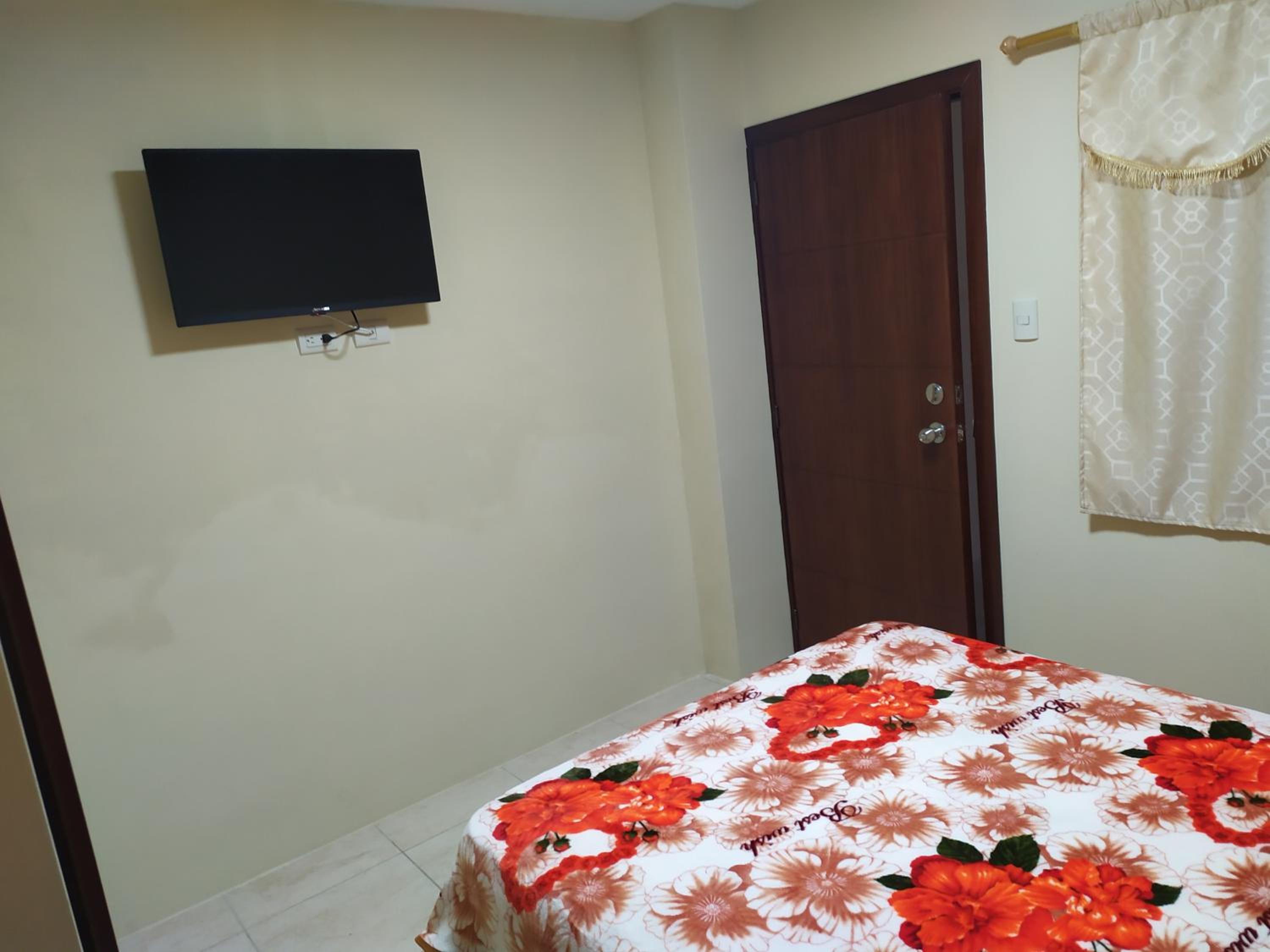 Double Room With Private Bathroom photo 2