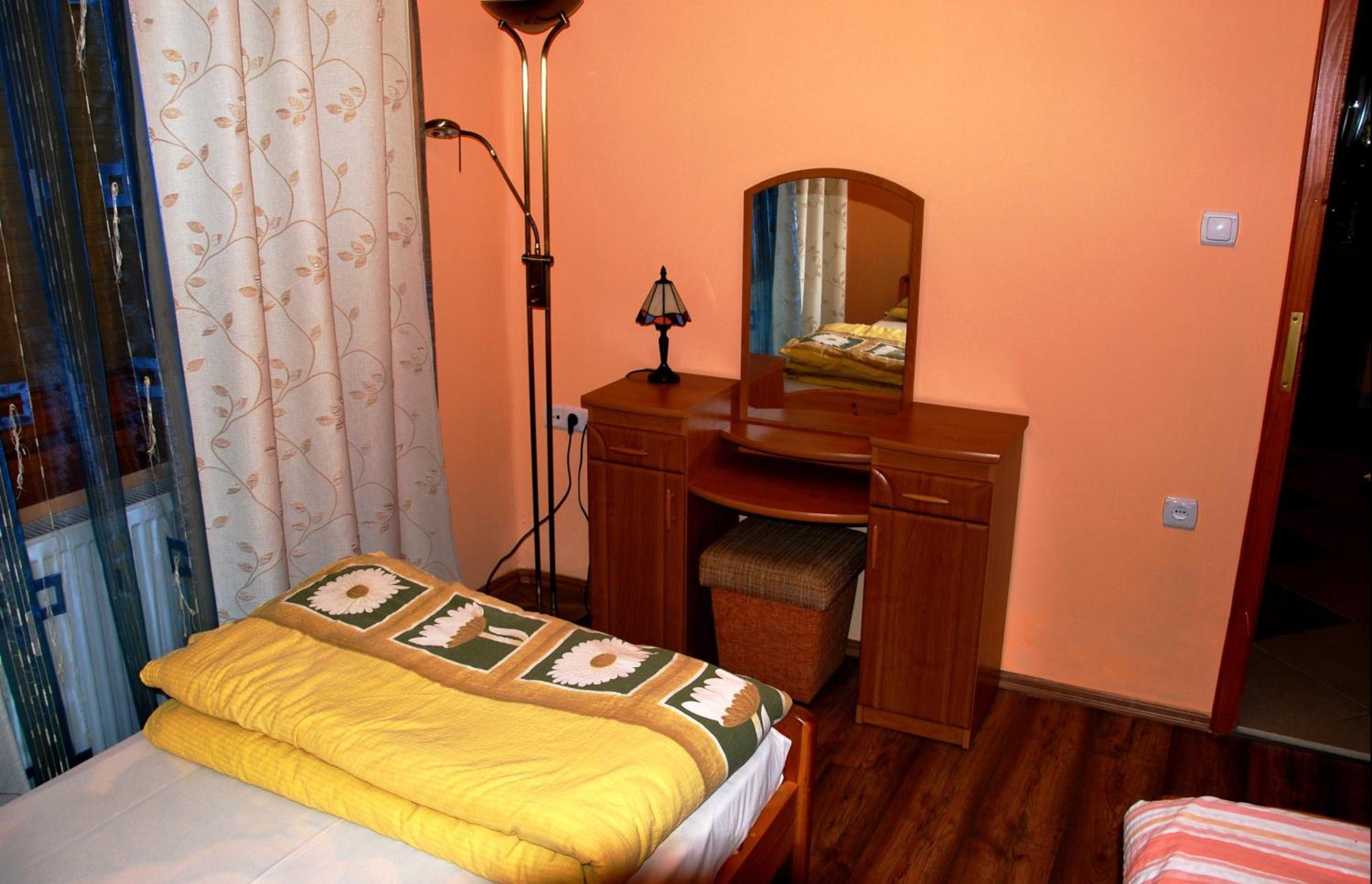 Apartment - Photo 3