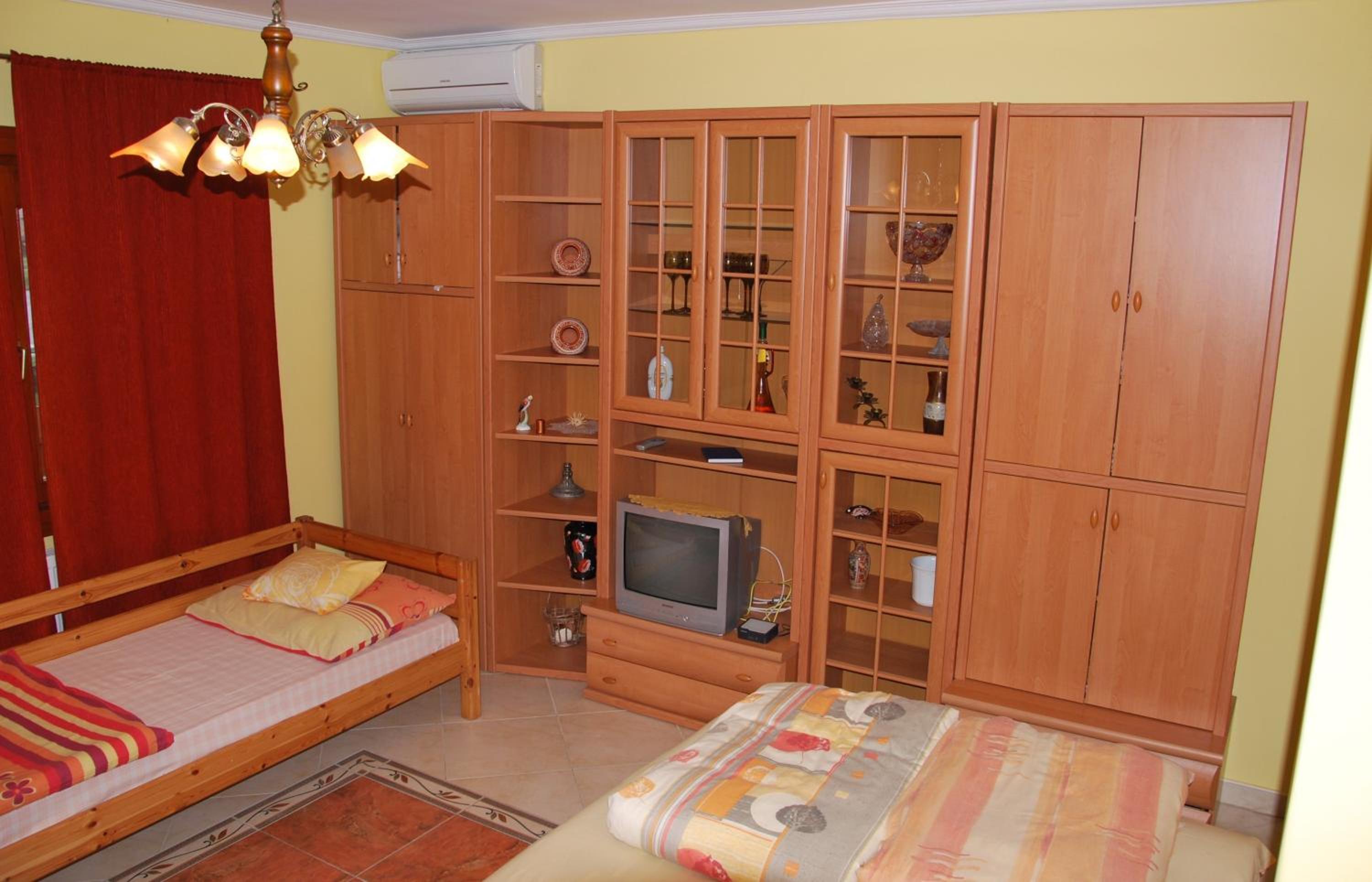 Apartment - Photo 12