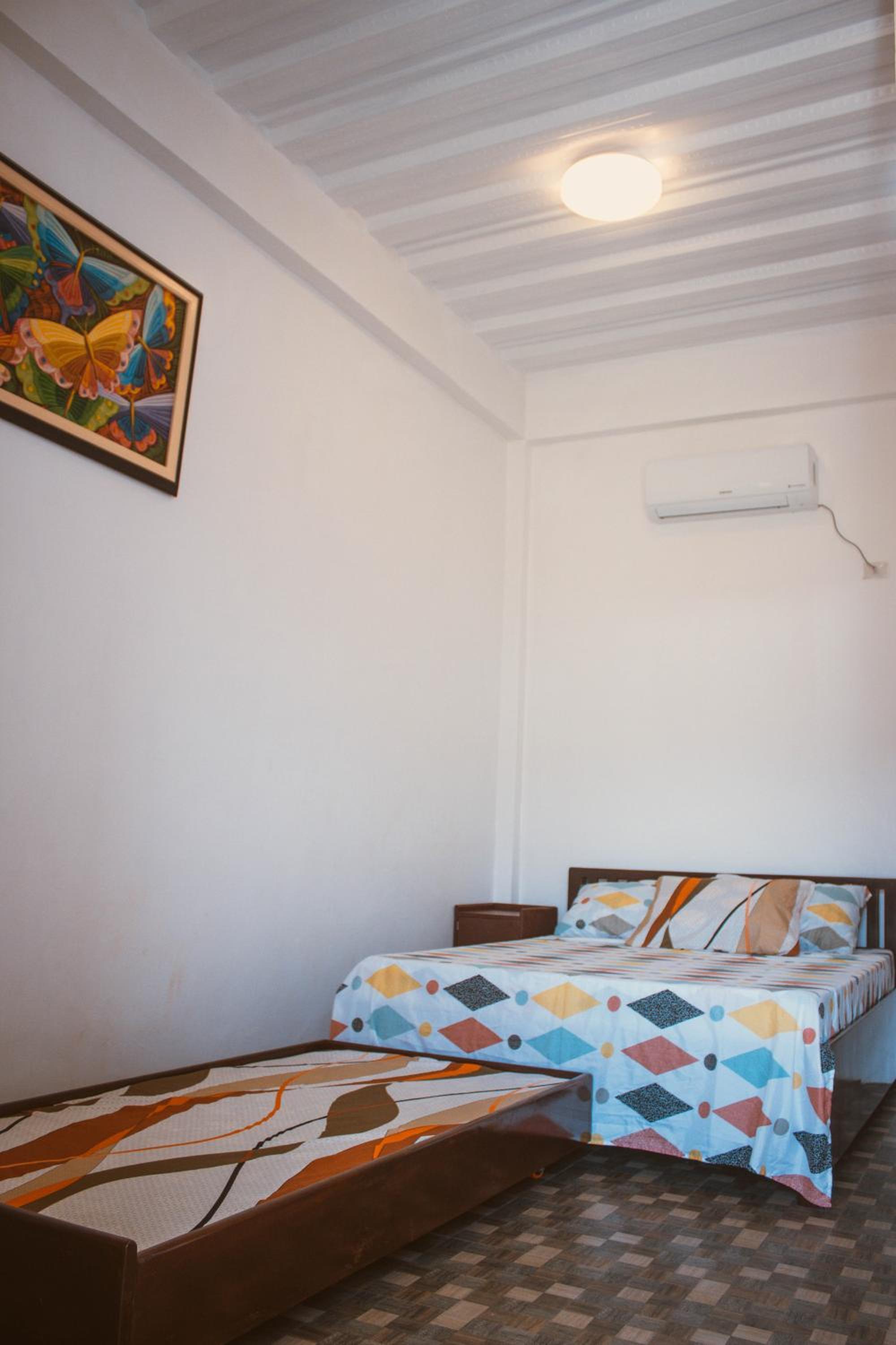 Deluxe Double Room with Balcony - Photo 9