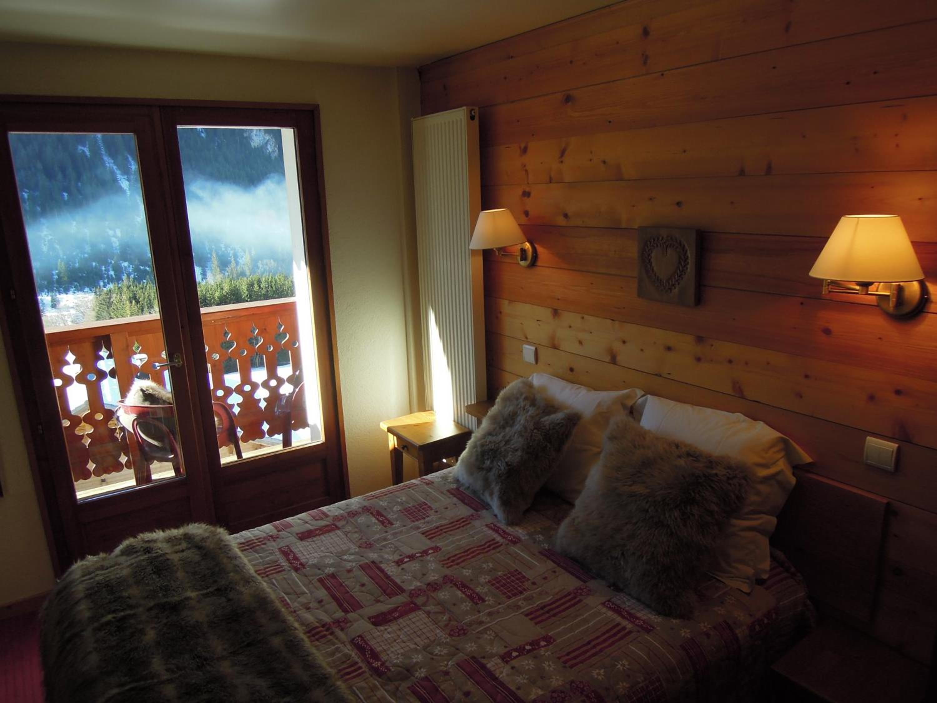 Double Room with Mountain View - Photo 5