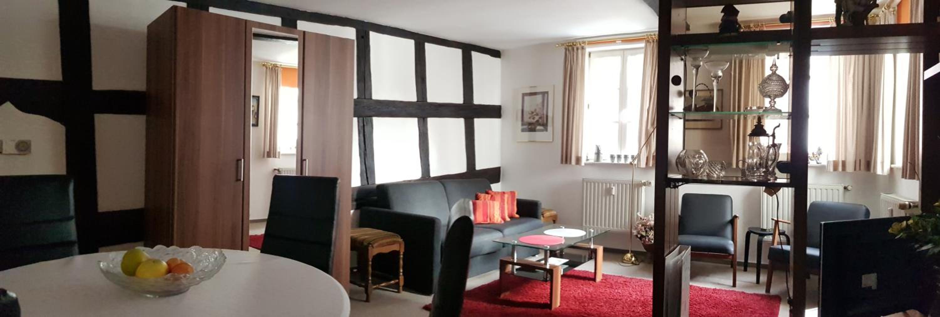 One-Bedroom Apartment photo 1