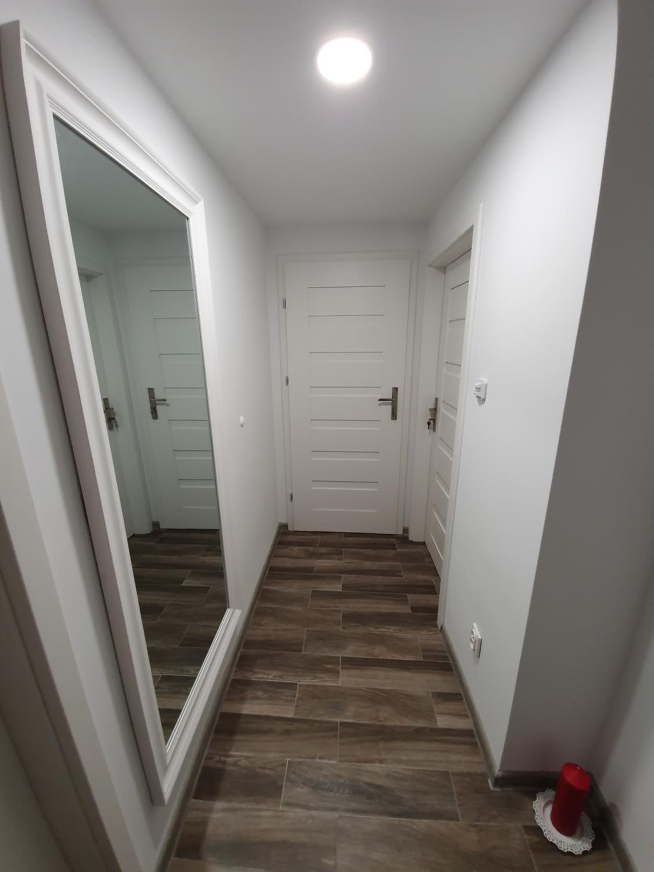 Double Room with Private Bathroom - Photo 25