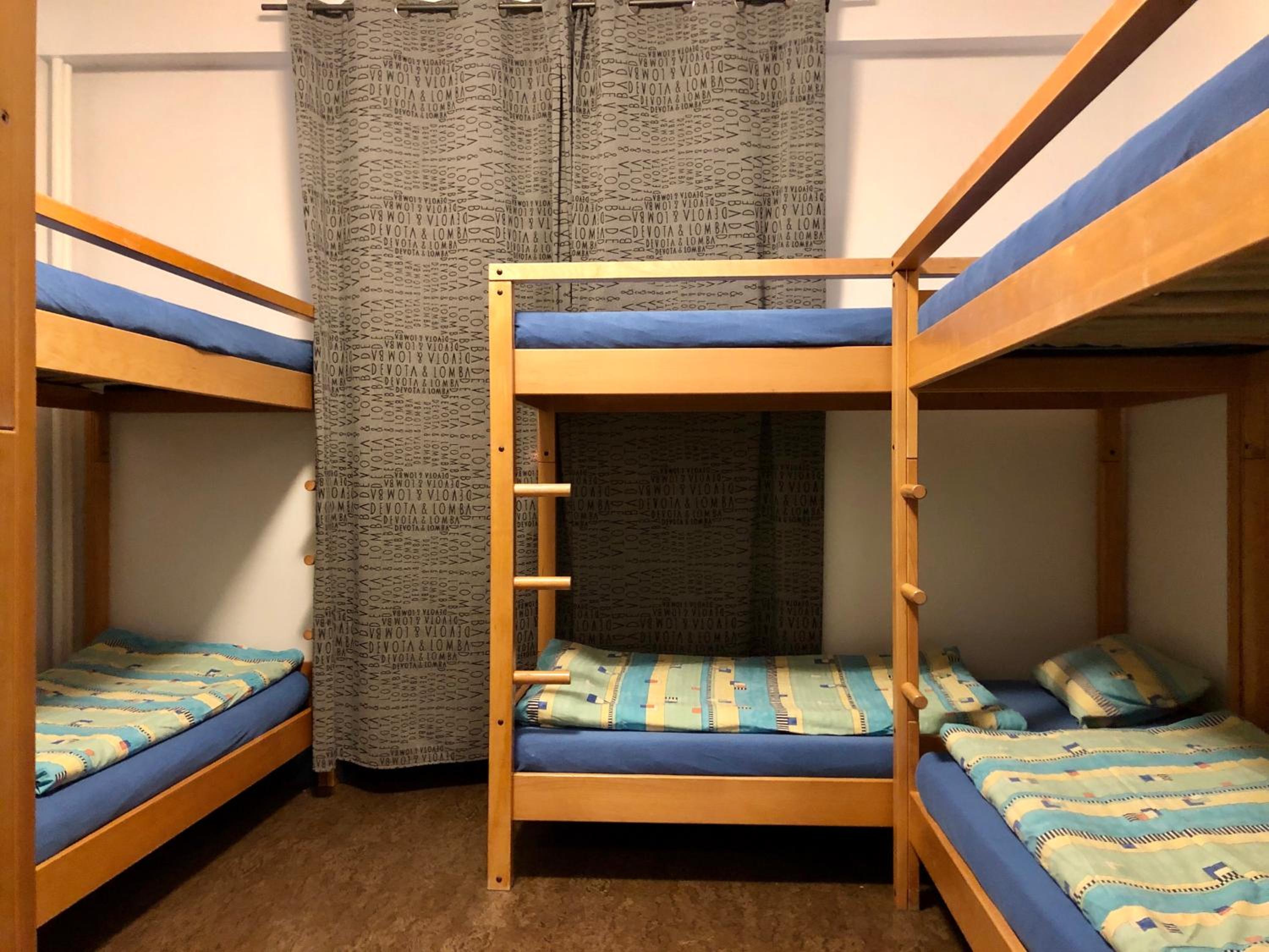 Quadruple Room with Mountain View photo 1