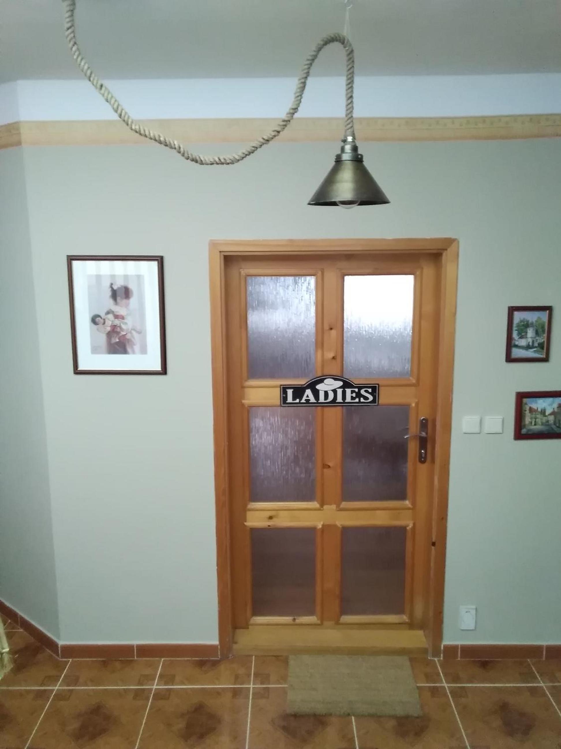 Deluxe Double Room with Shower photo 2