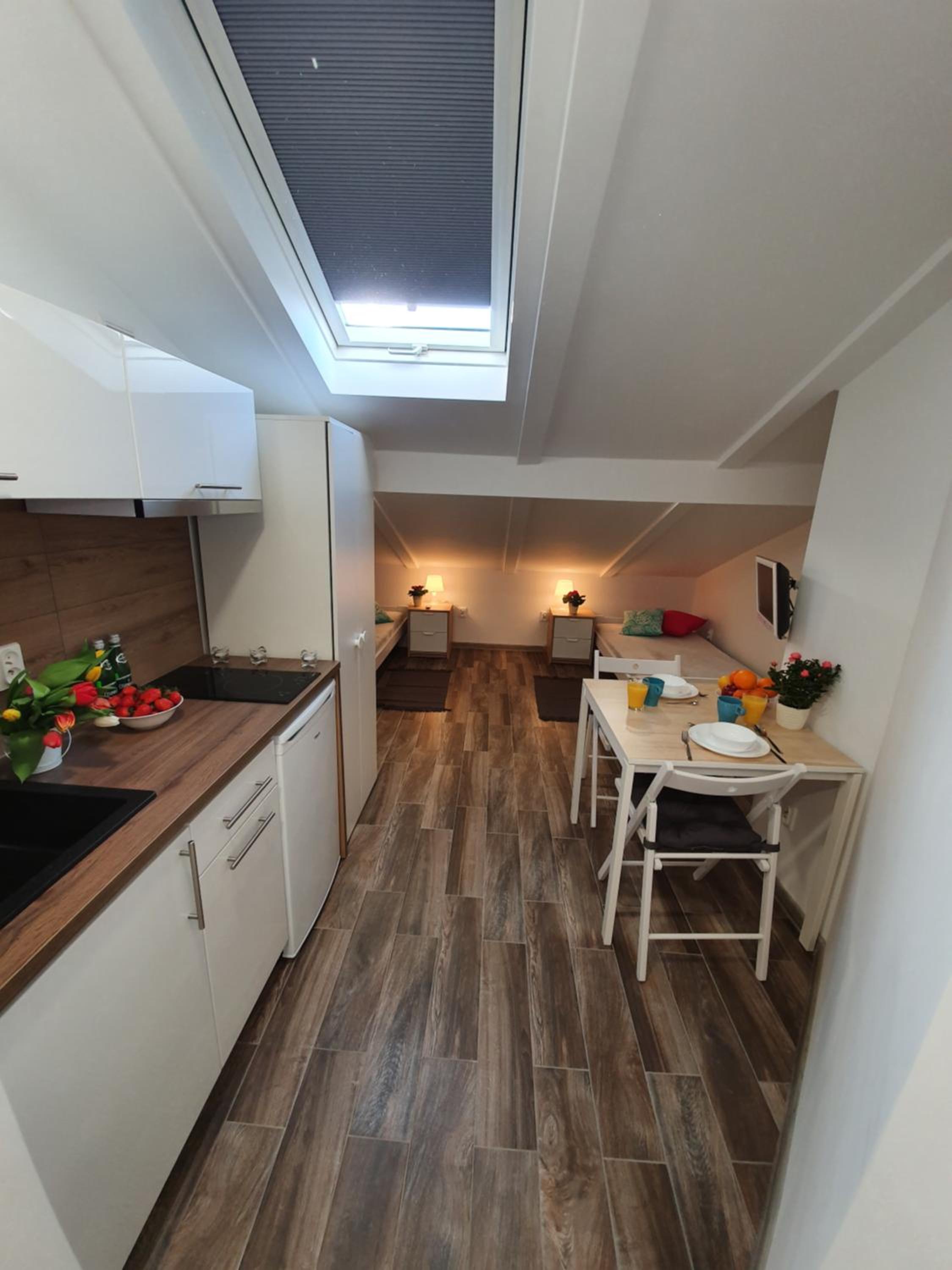 Double Room with Private Bathroom - Photo 1