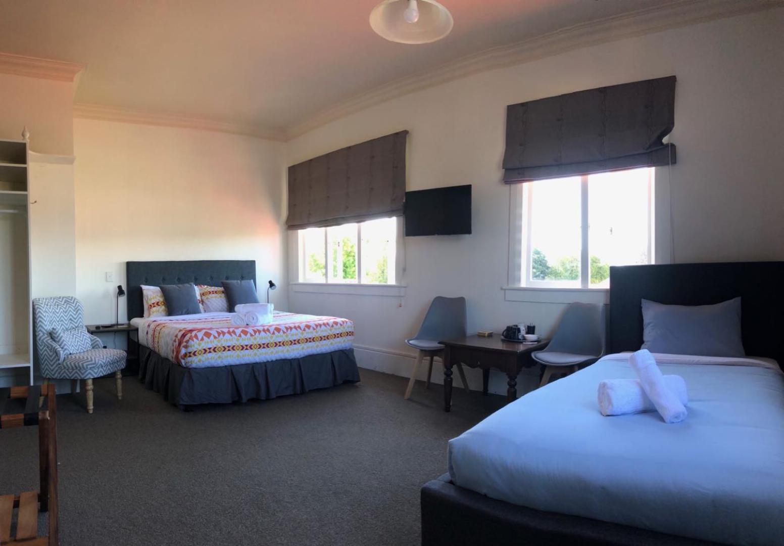 King Room with Mountain View - Photo 4