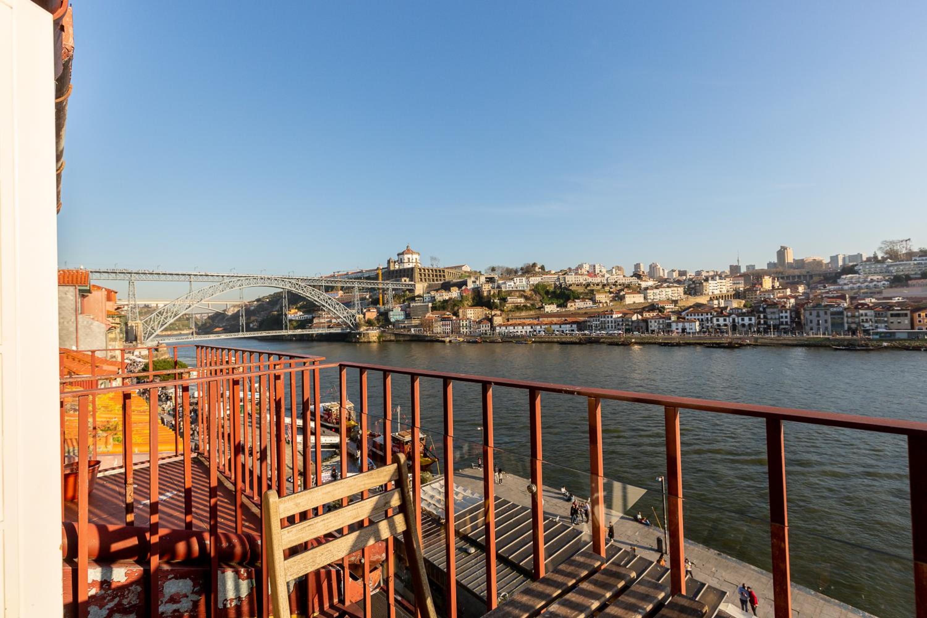 Duplex Apartment with Terrace and River View - Third Foor photo 2