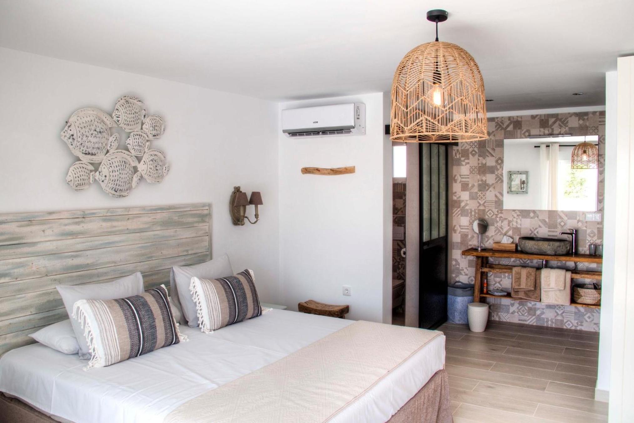 Habitación Doble con Vista a la Piscina