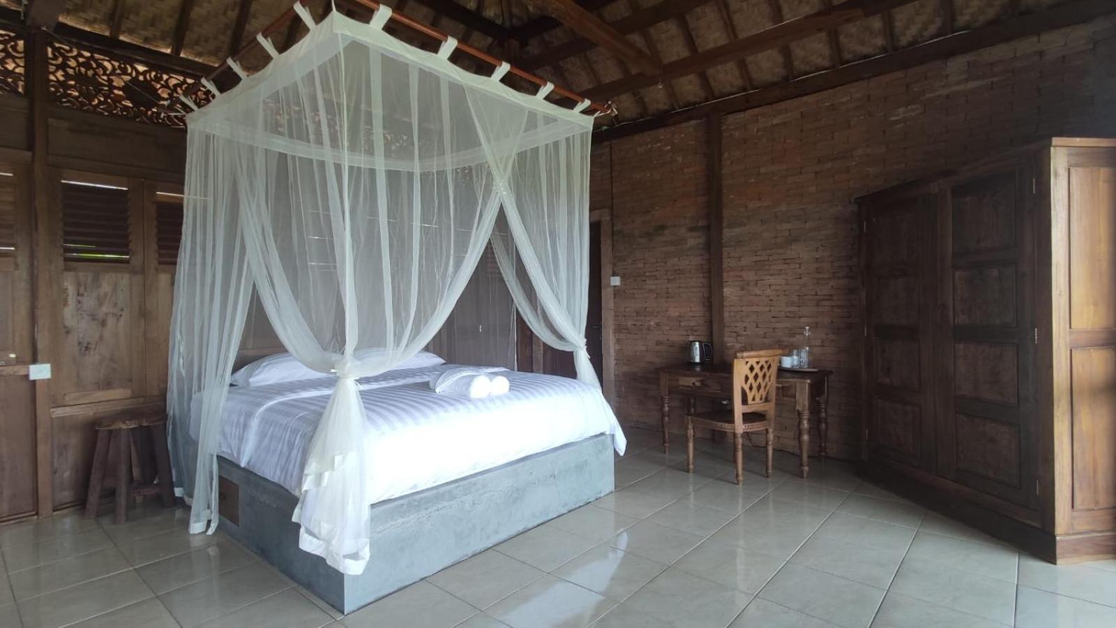 Deluxe Bungalow with Sea View - Photo 1