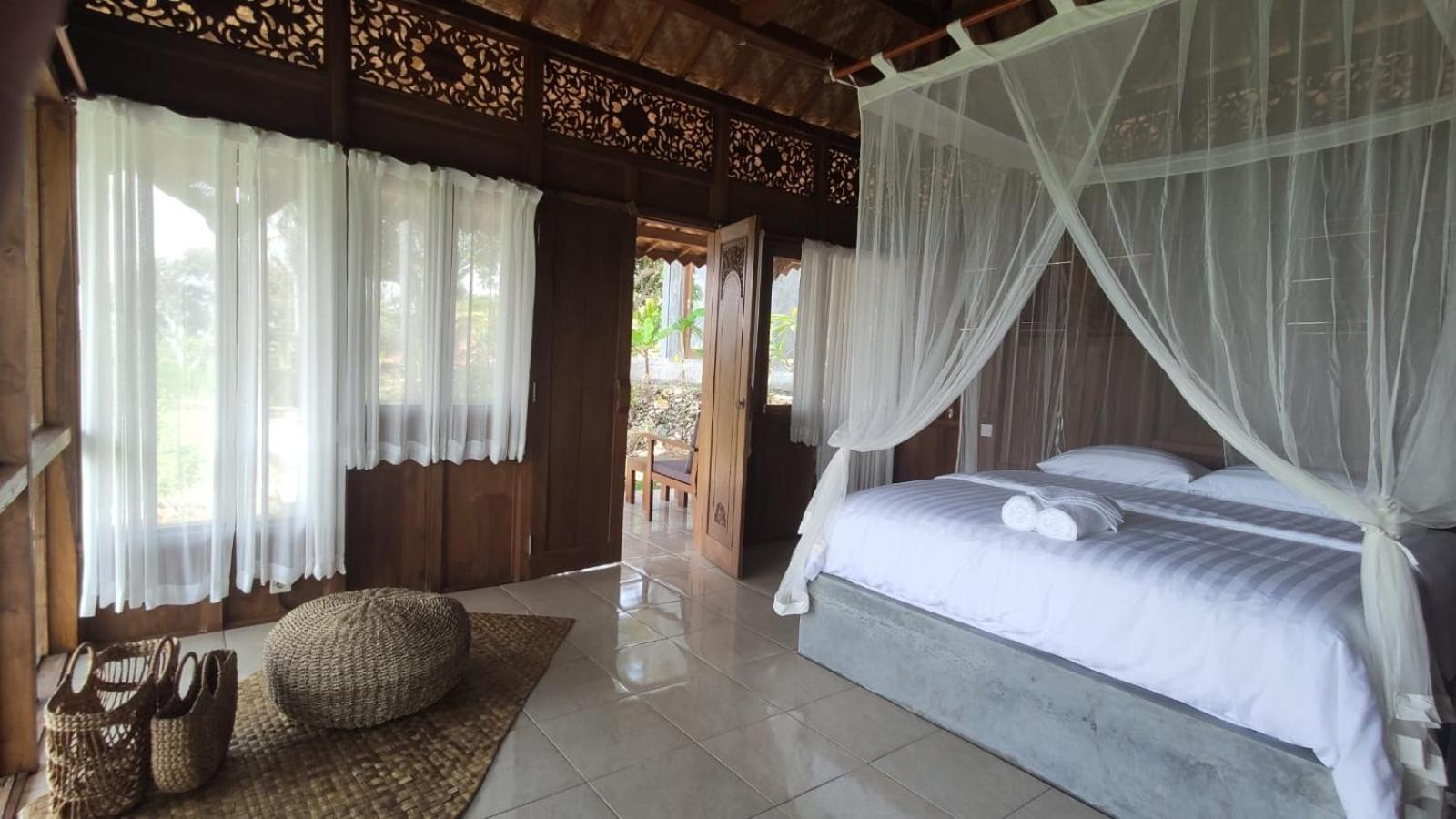 Deluxe Bungalow with Sea View - Photo 4