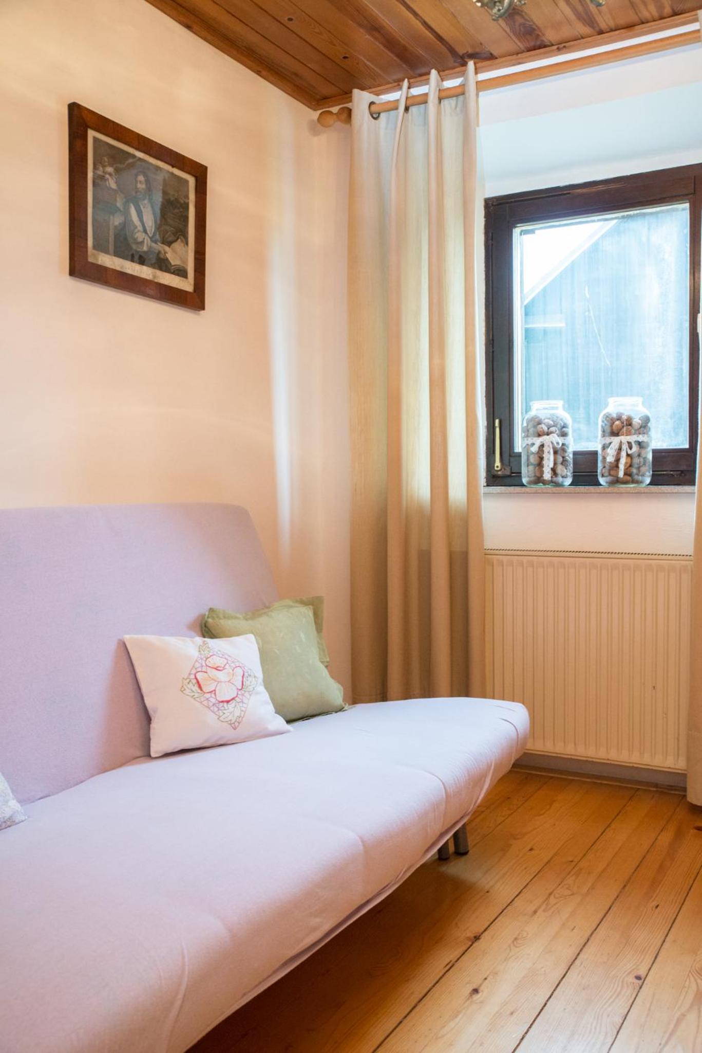 Double or Twin Room with Private Bathroom photo 3