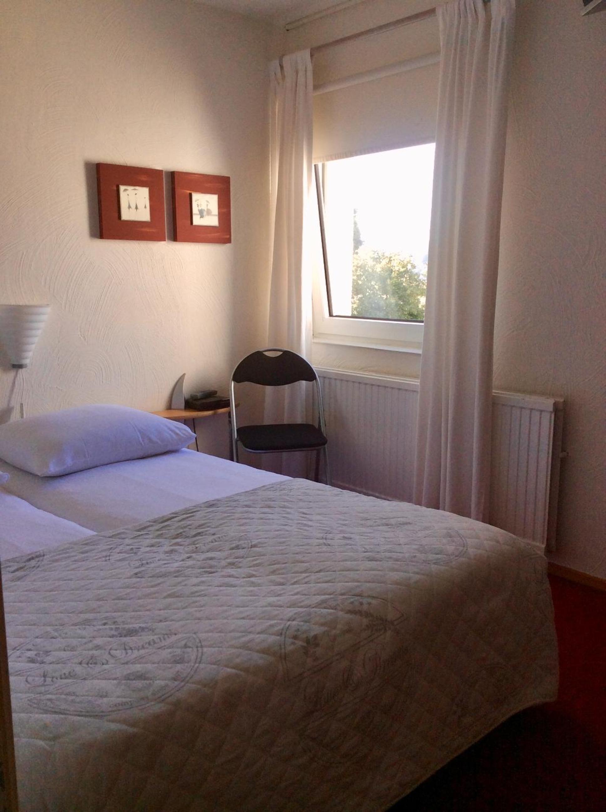 Budget Double Room photo 1