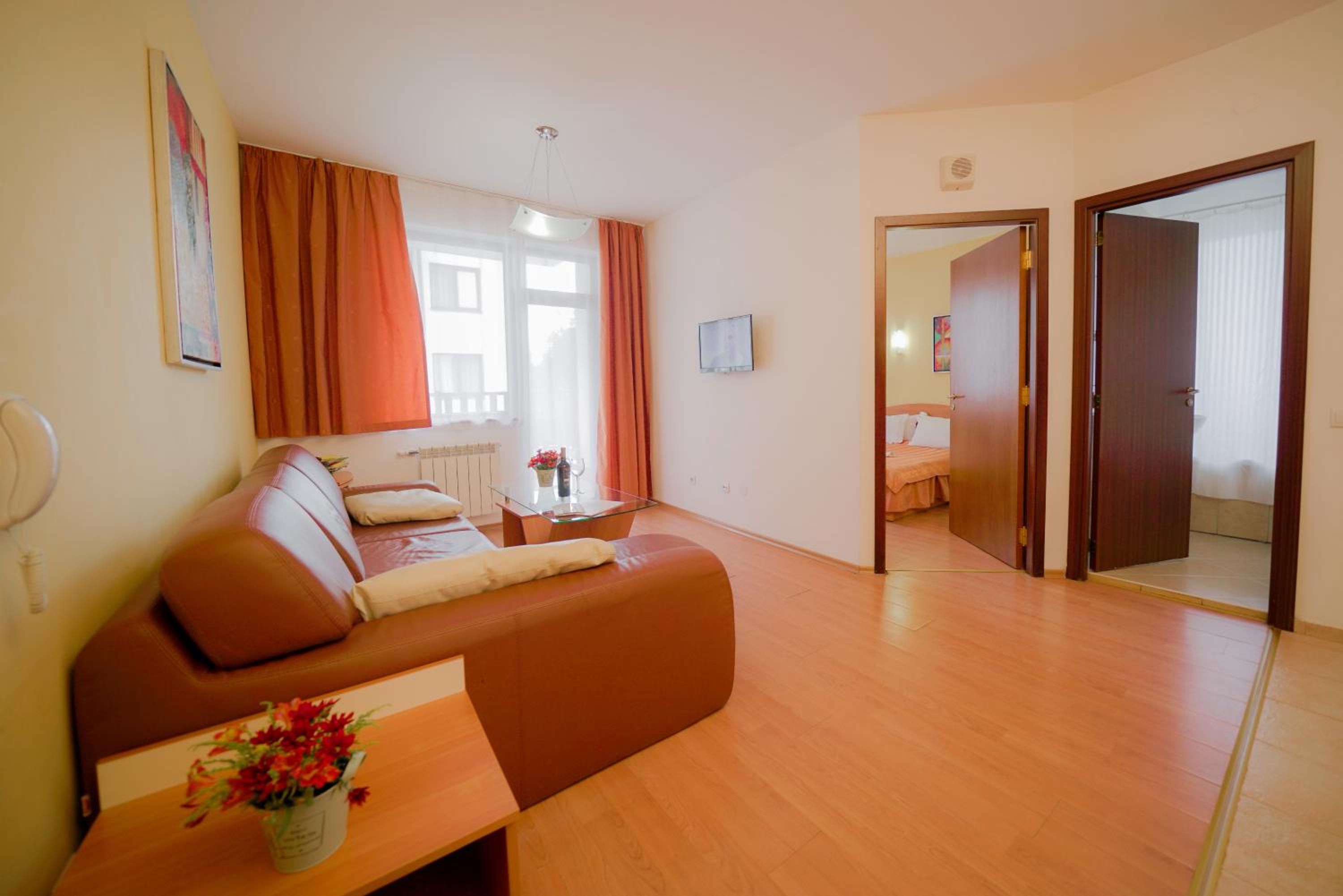 One-Bedroom Apartment (2 Adults) photo 1