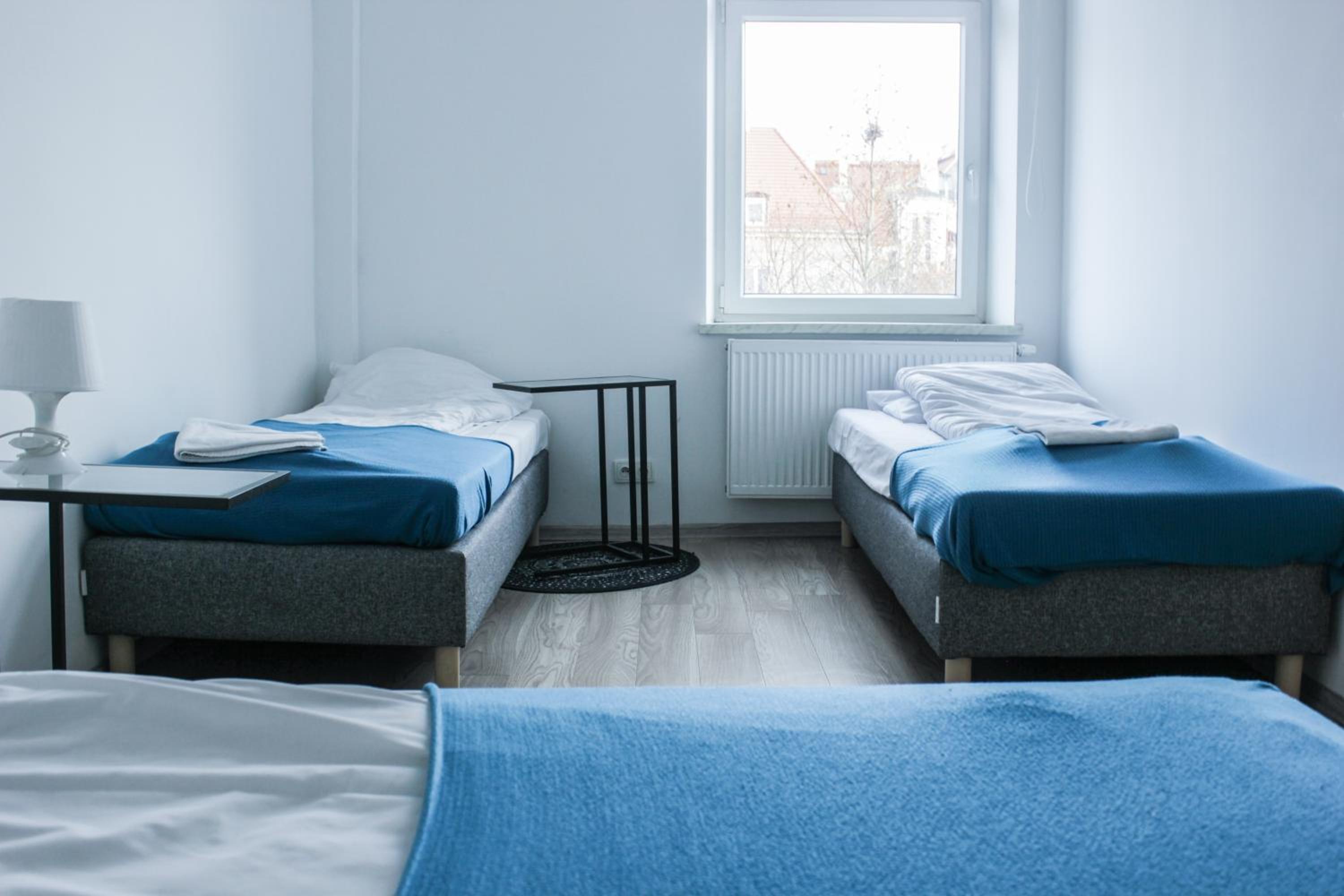 One-Bedroom Apartment - Photo 3