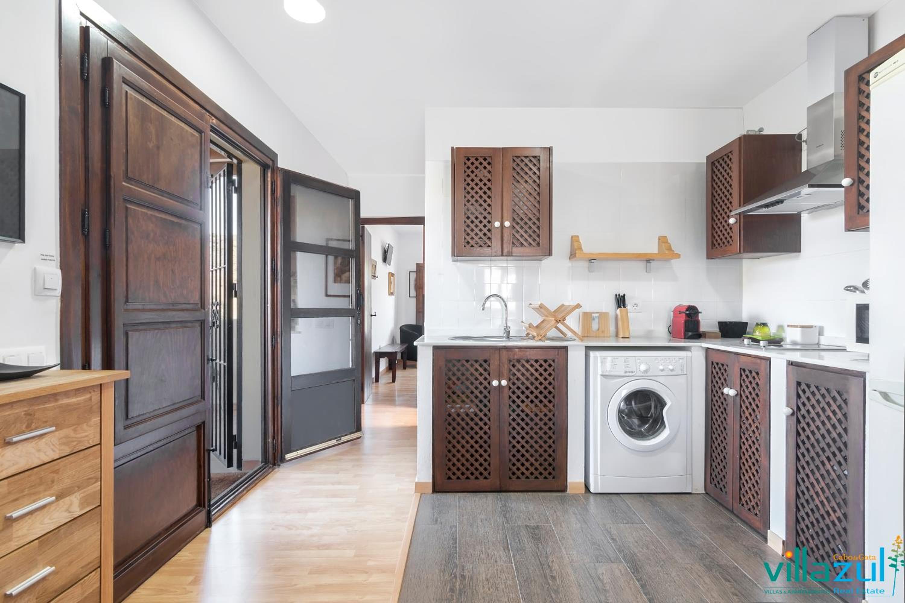 Superior Apartment photo 3