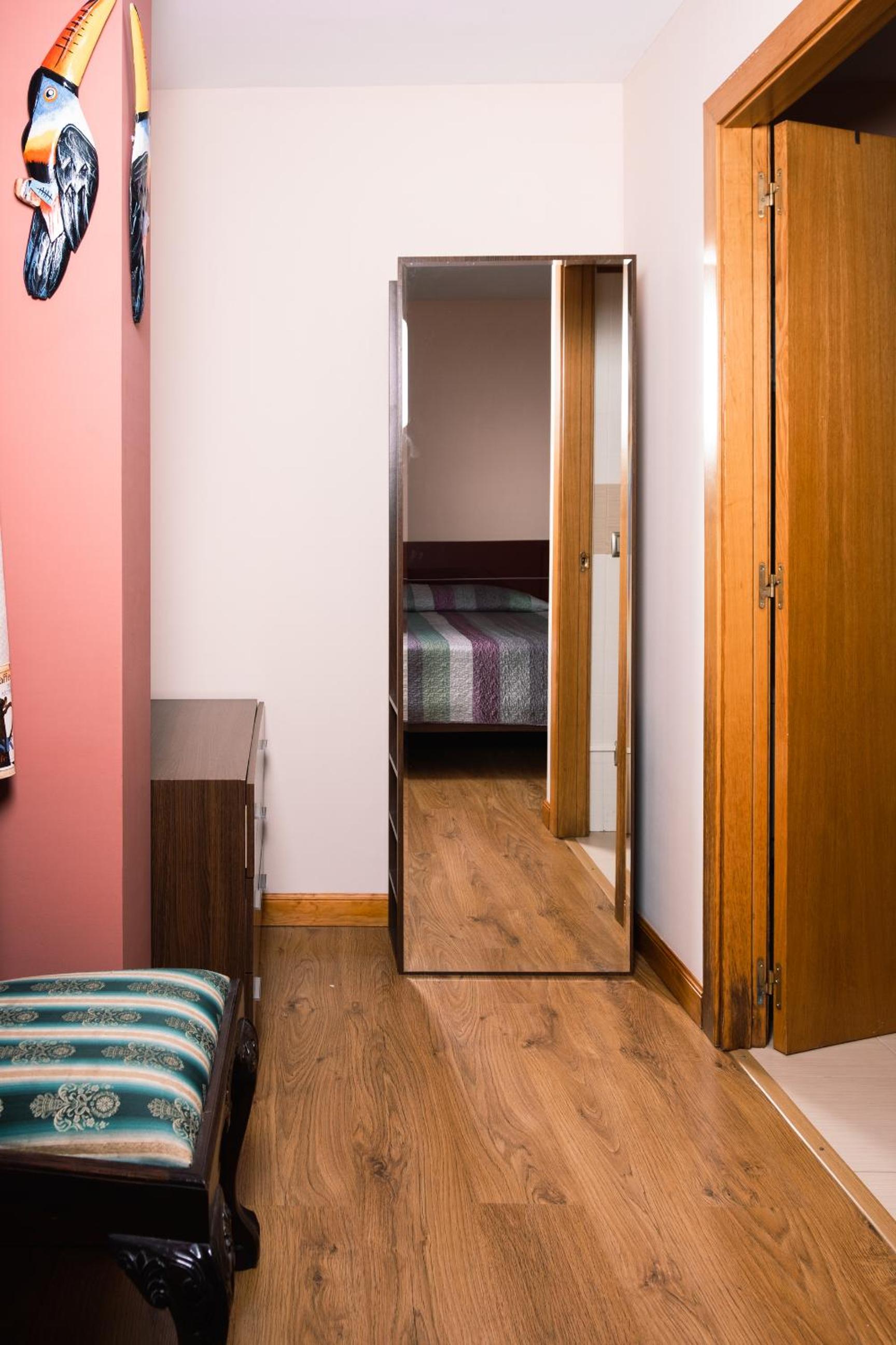 Double Room with Private Bathroom - Photo 5