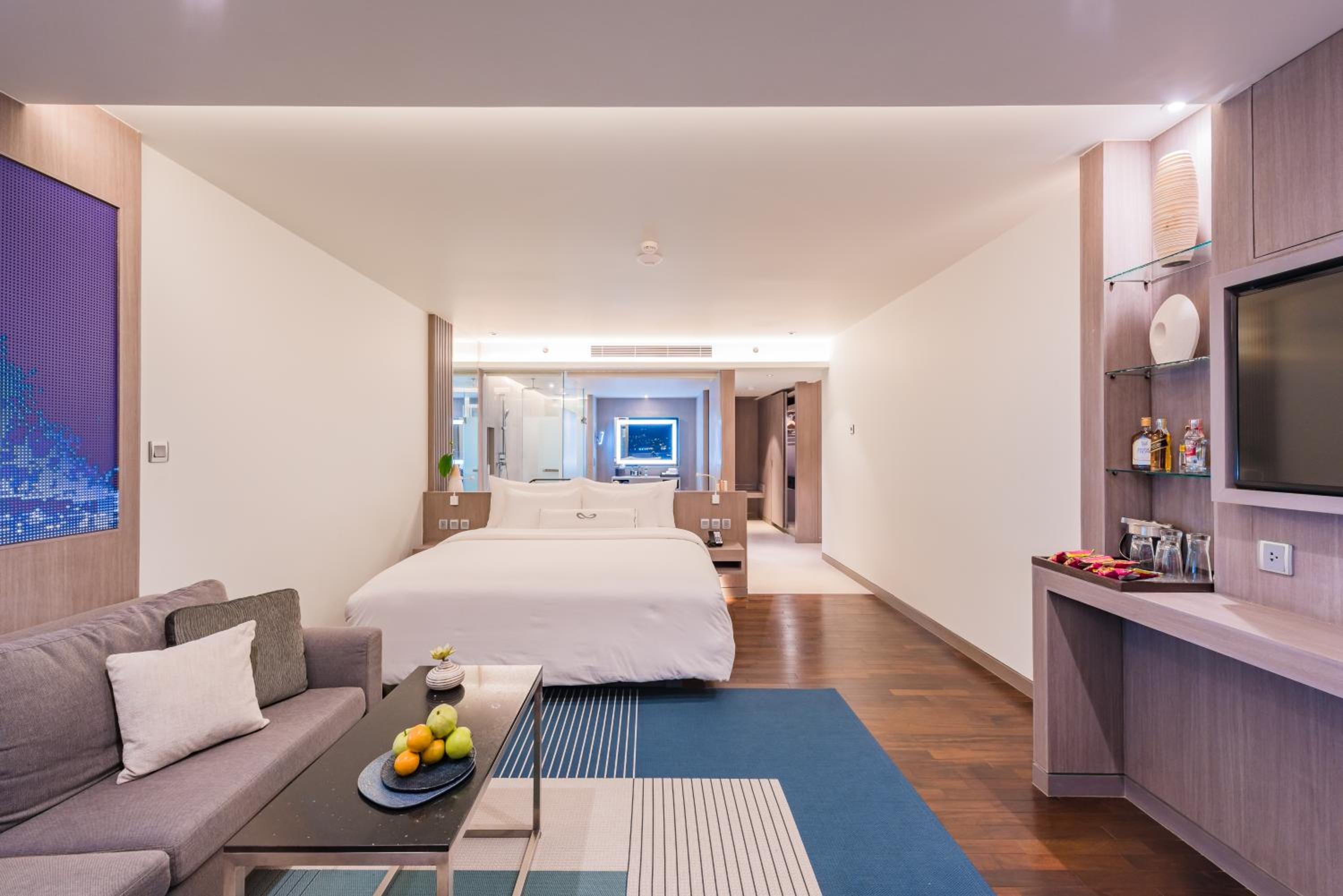 Grand Ocean Suite - Photo 3