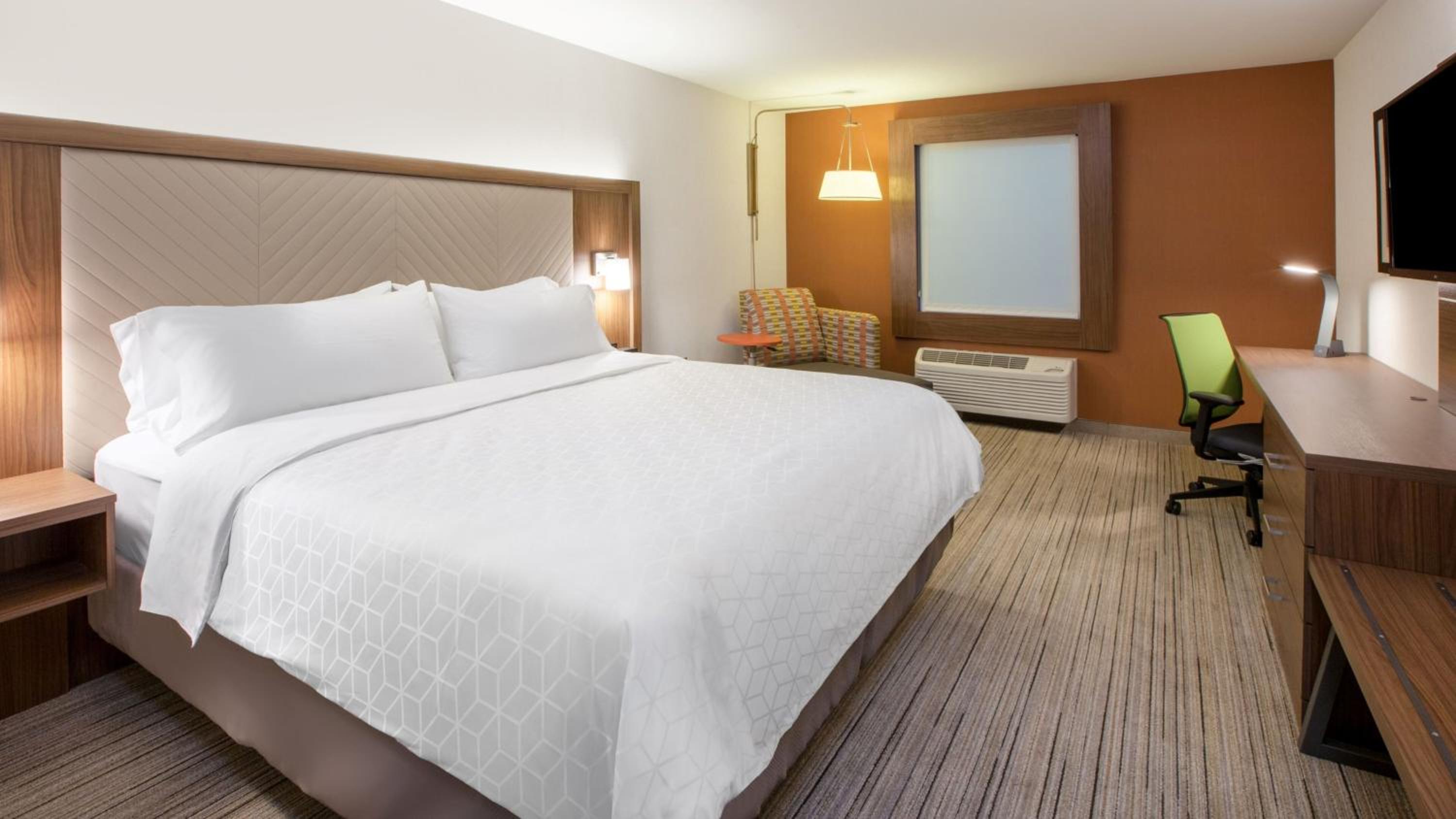 King Suite with Sofa Bed - Photo 2
